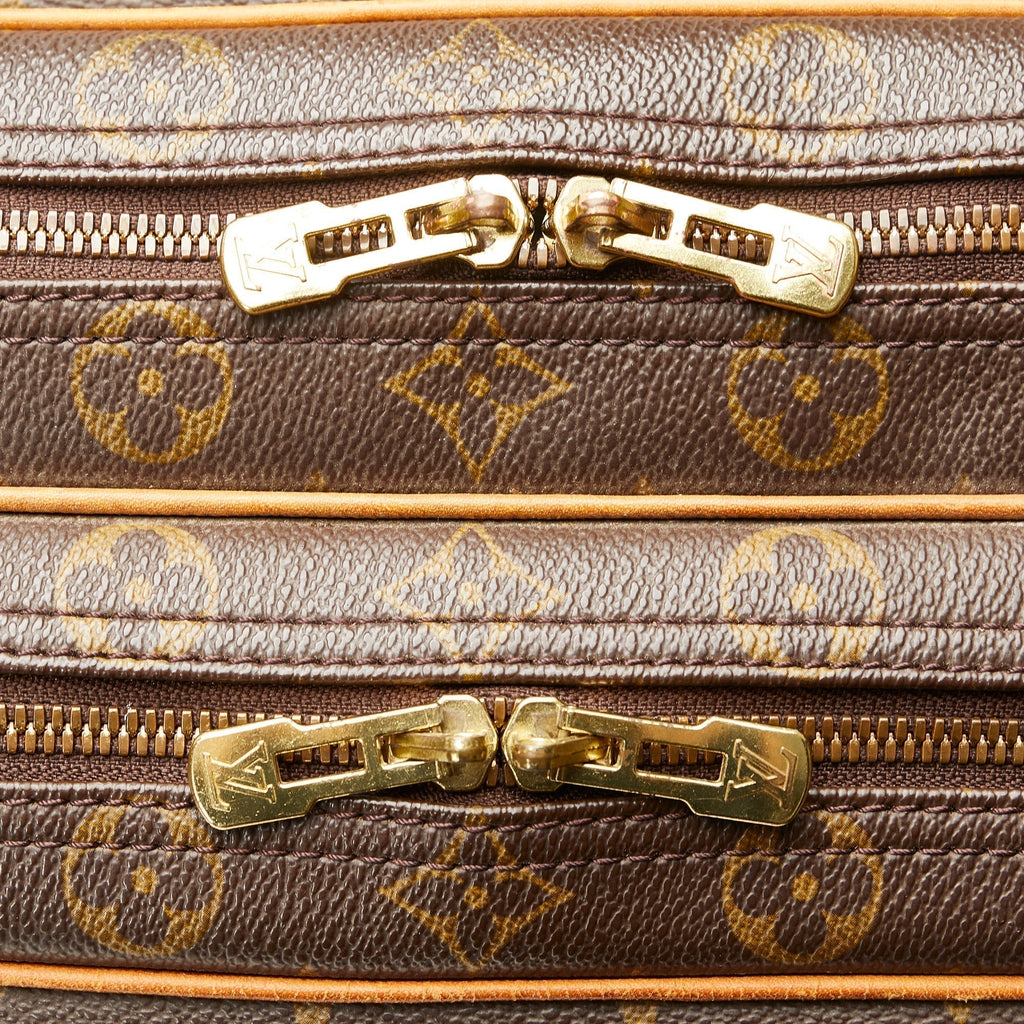 LOUIS VUITTON Monogram Reporter GM Crossbody Bag