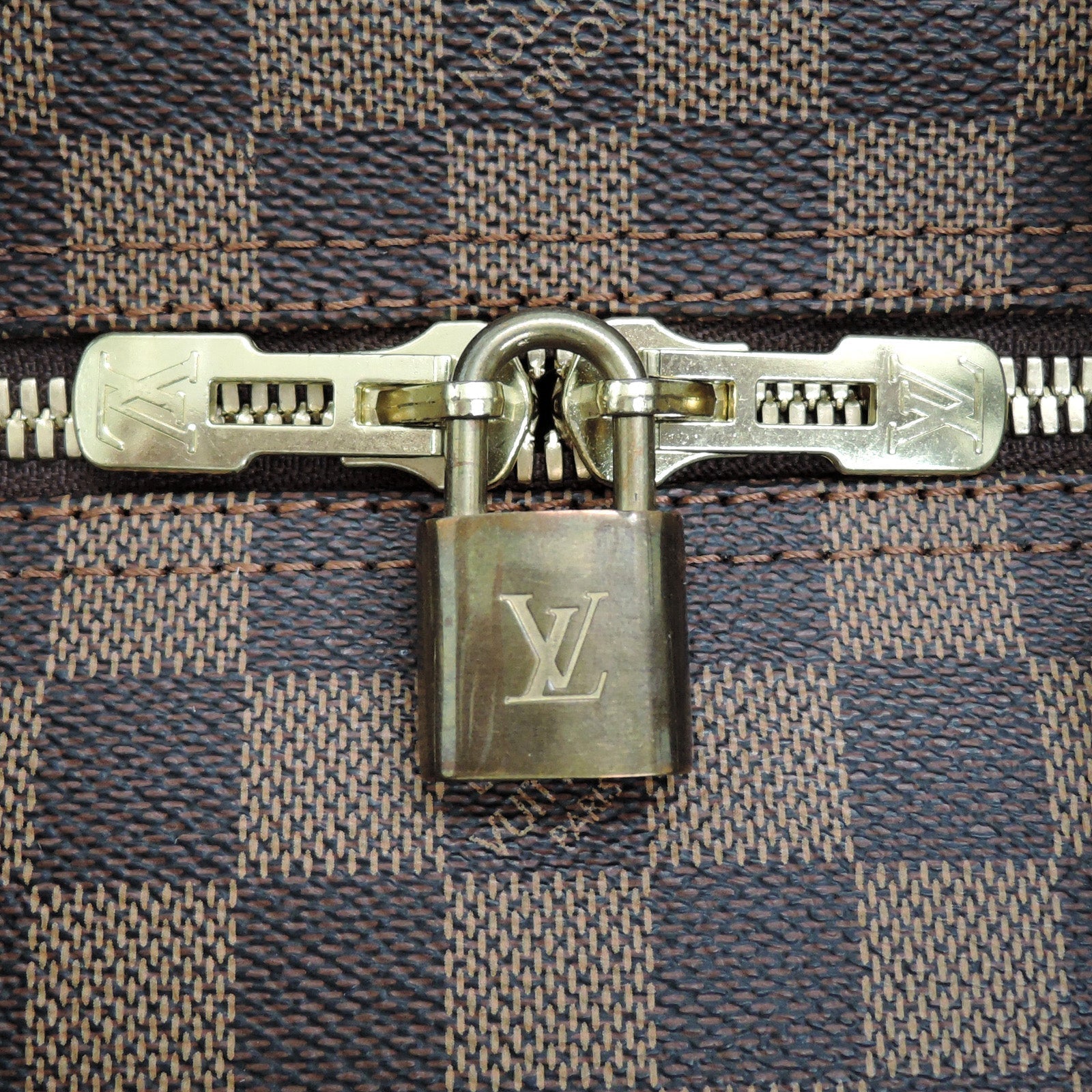 Louis Vuitton Grimaud 45 Damier level canvas