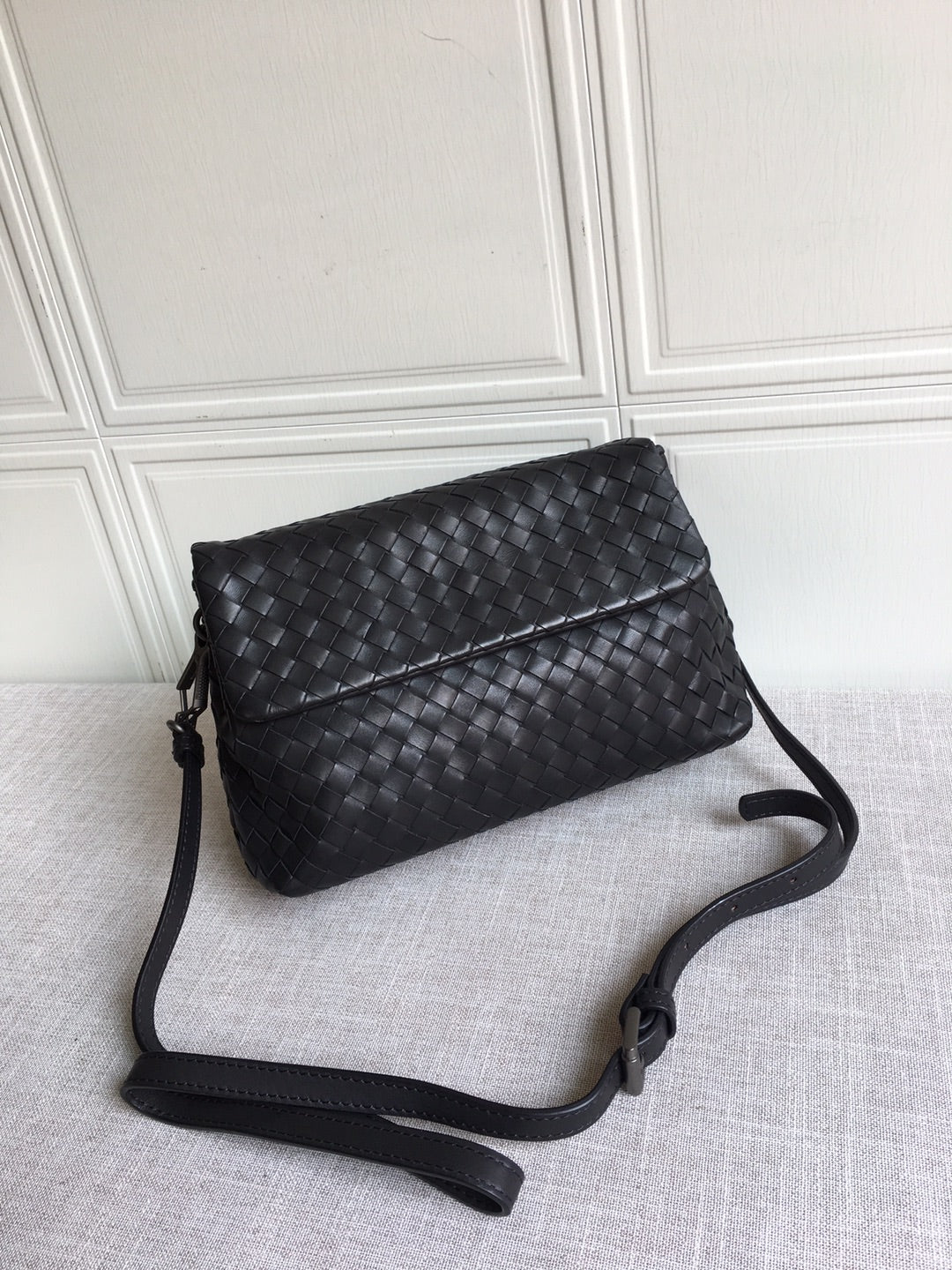GLAMI Classic Intrecciato Black, For Women, WomenÃƒÂ¢Ã¢â€šÂ¬Ã¢â€žÂ¢s Bags 8.9in/22.5cm