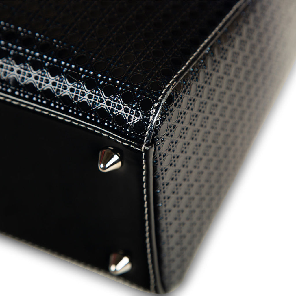 Lady Dior - Medium - Perforated