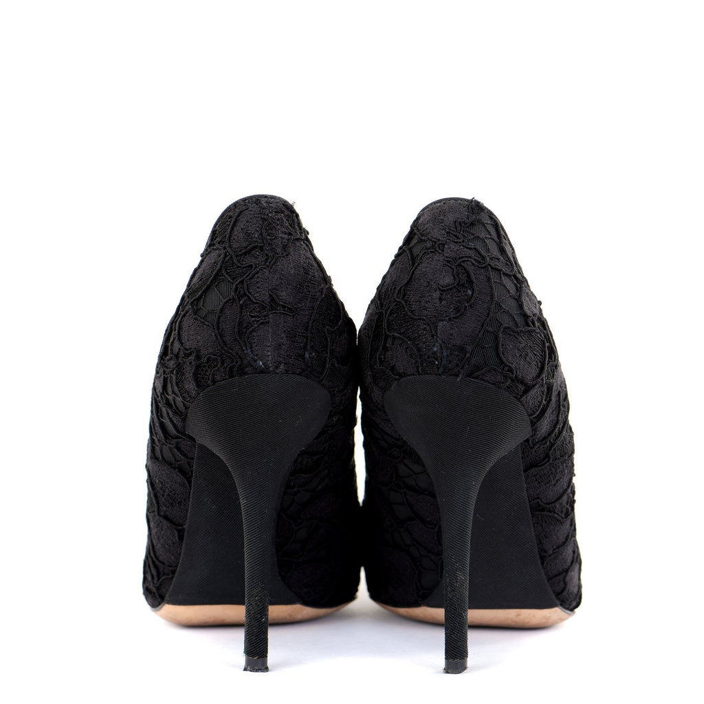 Lace Pointed Court Shoes