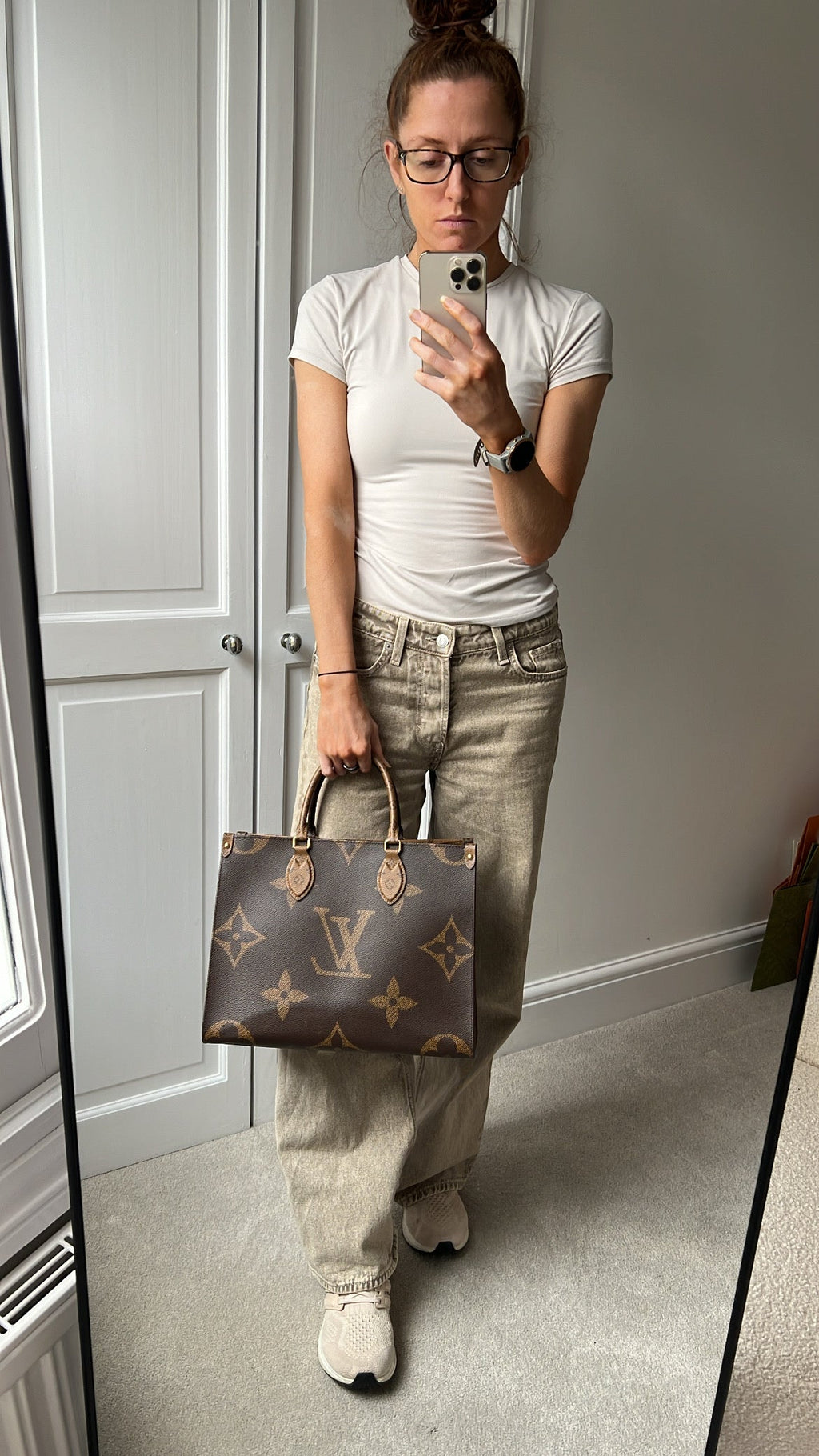 Louis Vuitton On the Go MM Monogram (RRP £2,250)