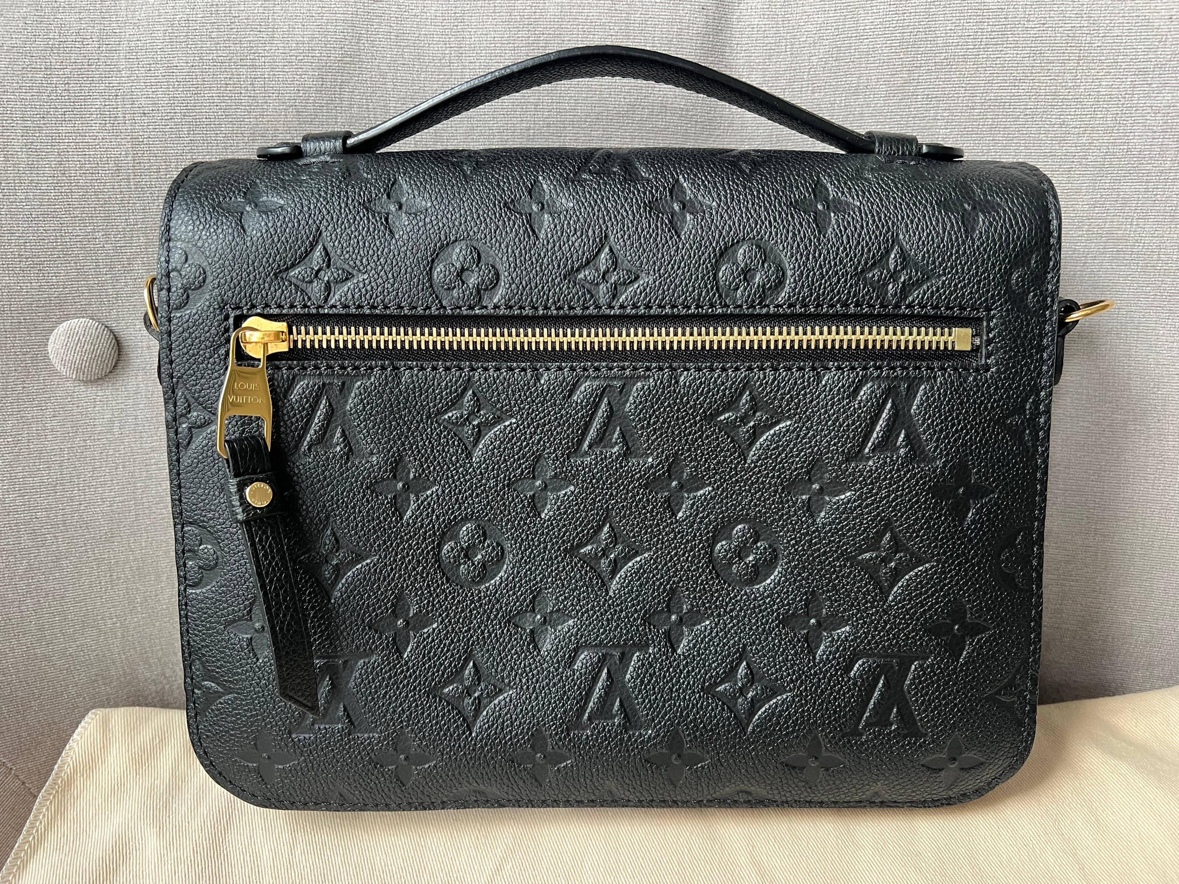 Louis Vuitton Pochette Metis Black Empreinte (RRP £2,110)