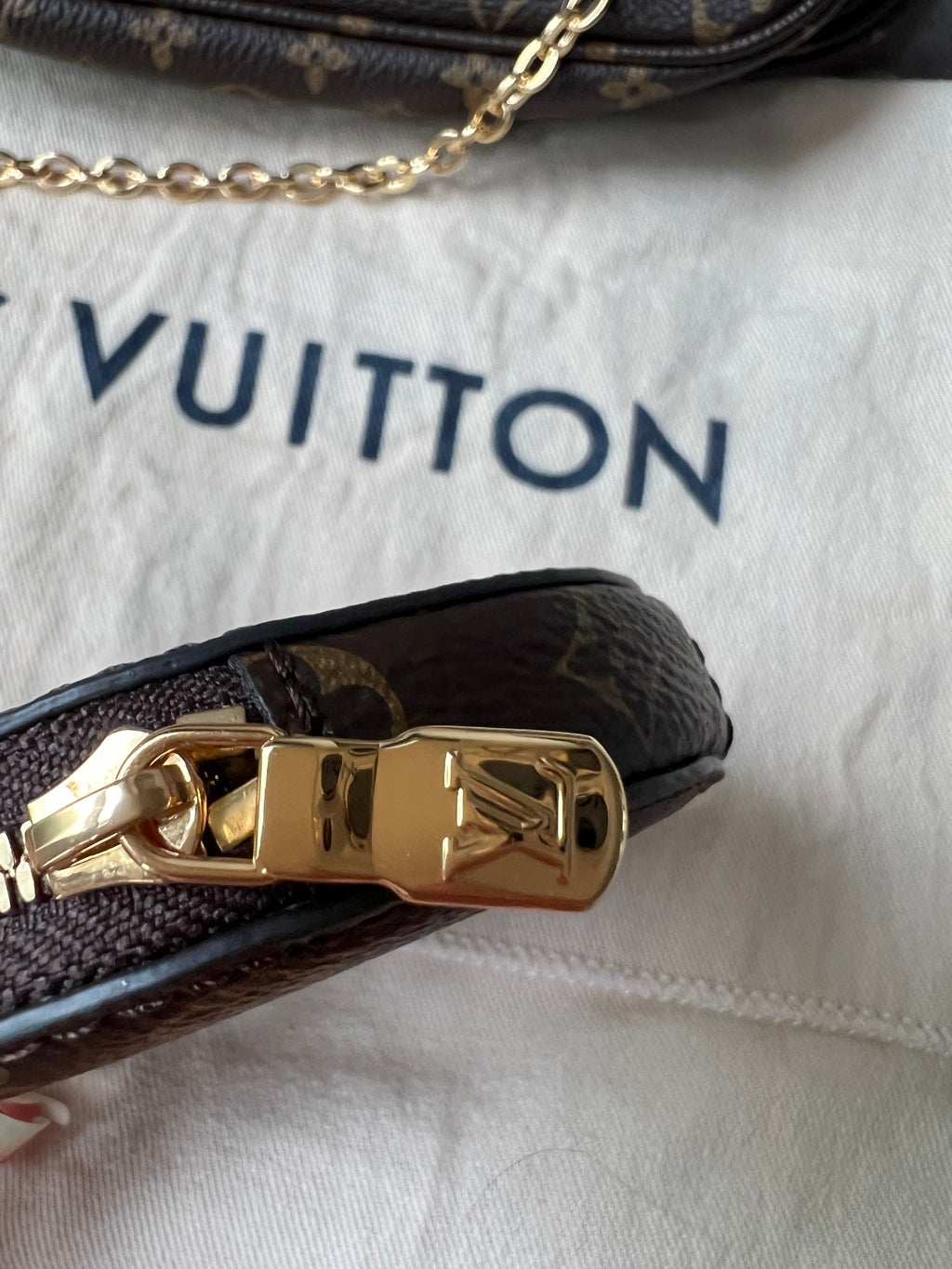 Louis Vuitton Multi Pochette Accessoires Rose Chiaro (RRP £1970)