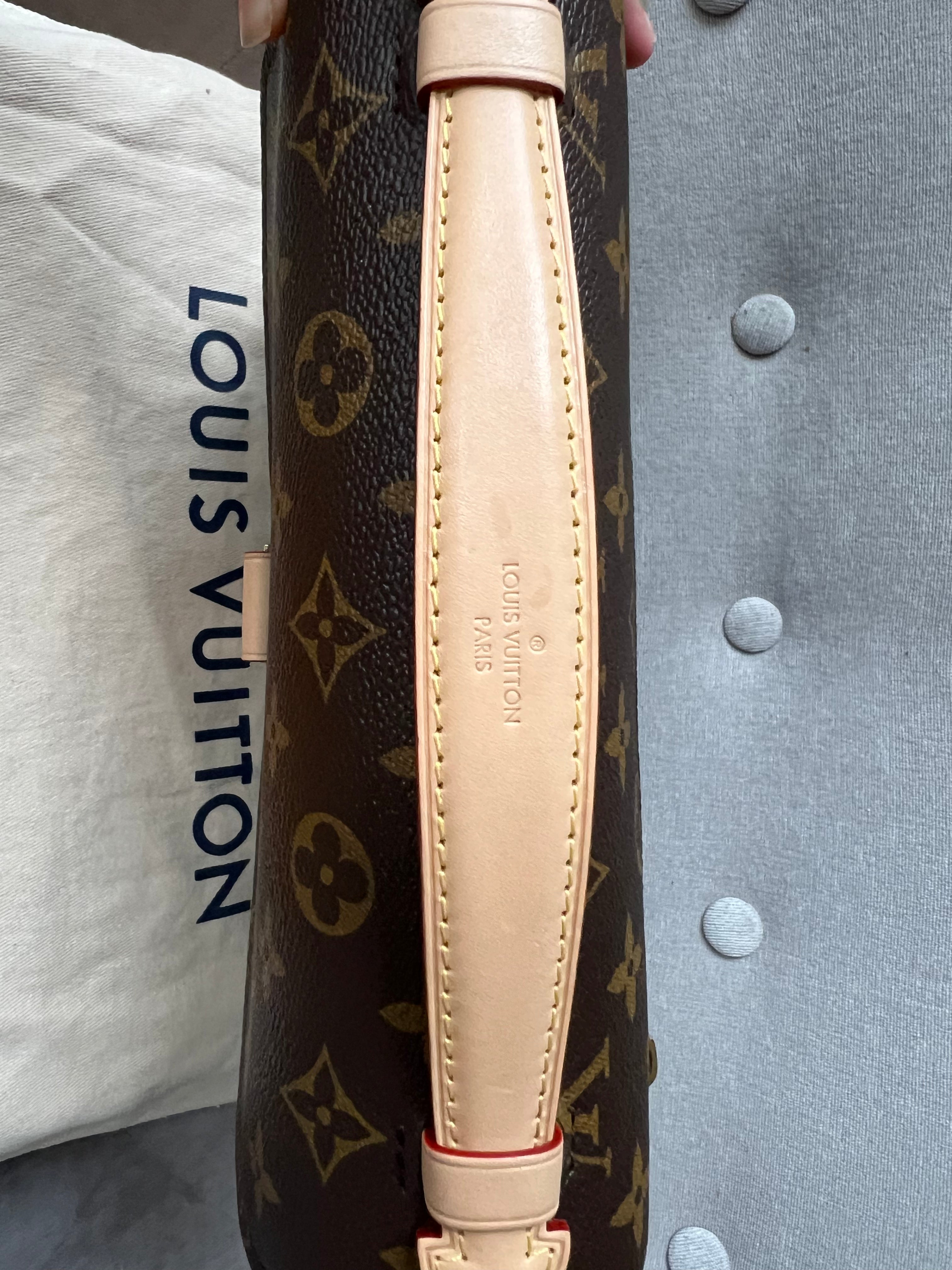 Louis Vuitton Pochette Metis Monogram (RRP £1,970)