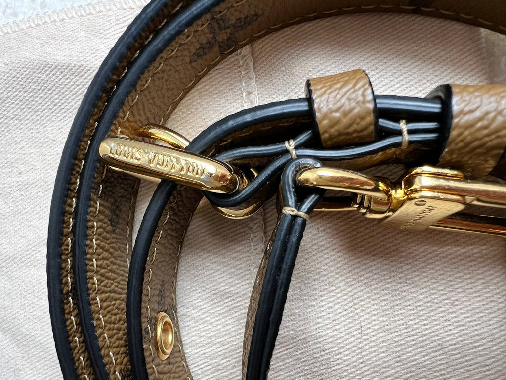 Louis Vuitton Pochette Metis Reverse Monogram (RRP £1,970)