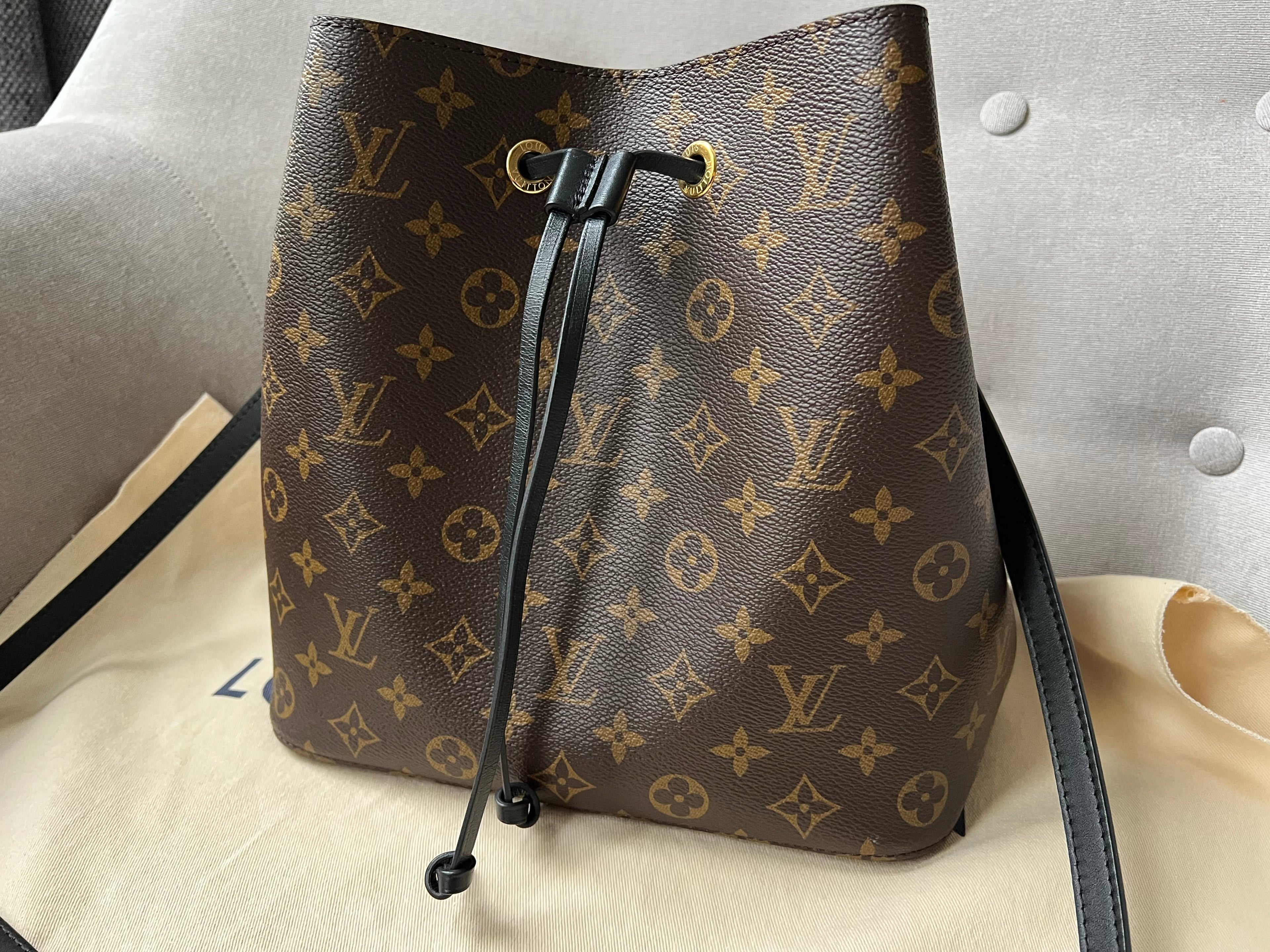 Louis Vuitton Neo Noe Monogram and Black (RRP £1,560)