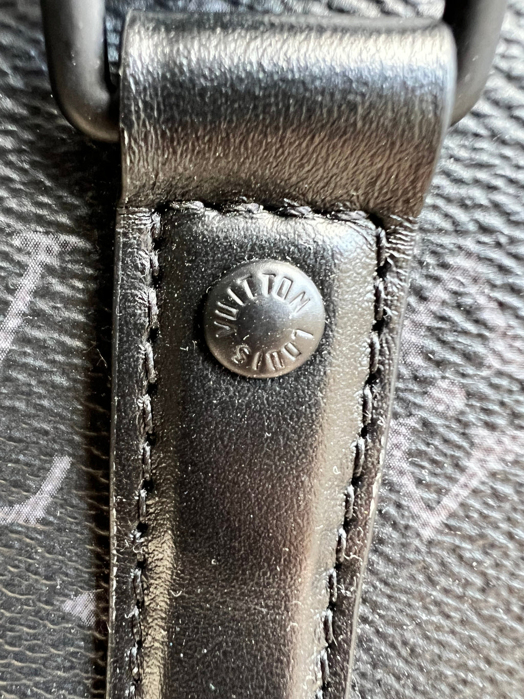 Louis Vuitton Sac Plat Horizontal Zippe Monogram Eclipse (RRP £2060)