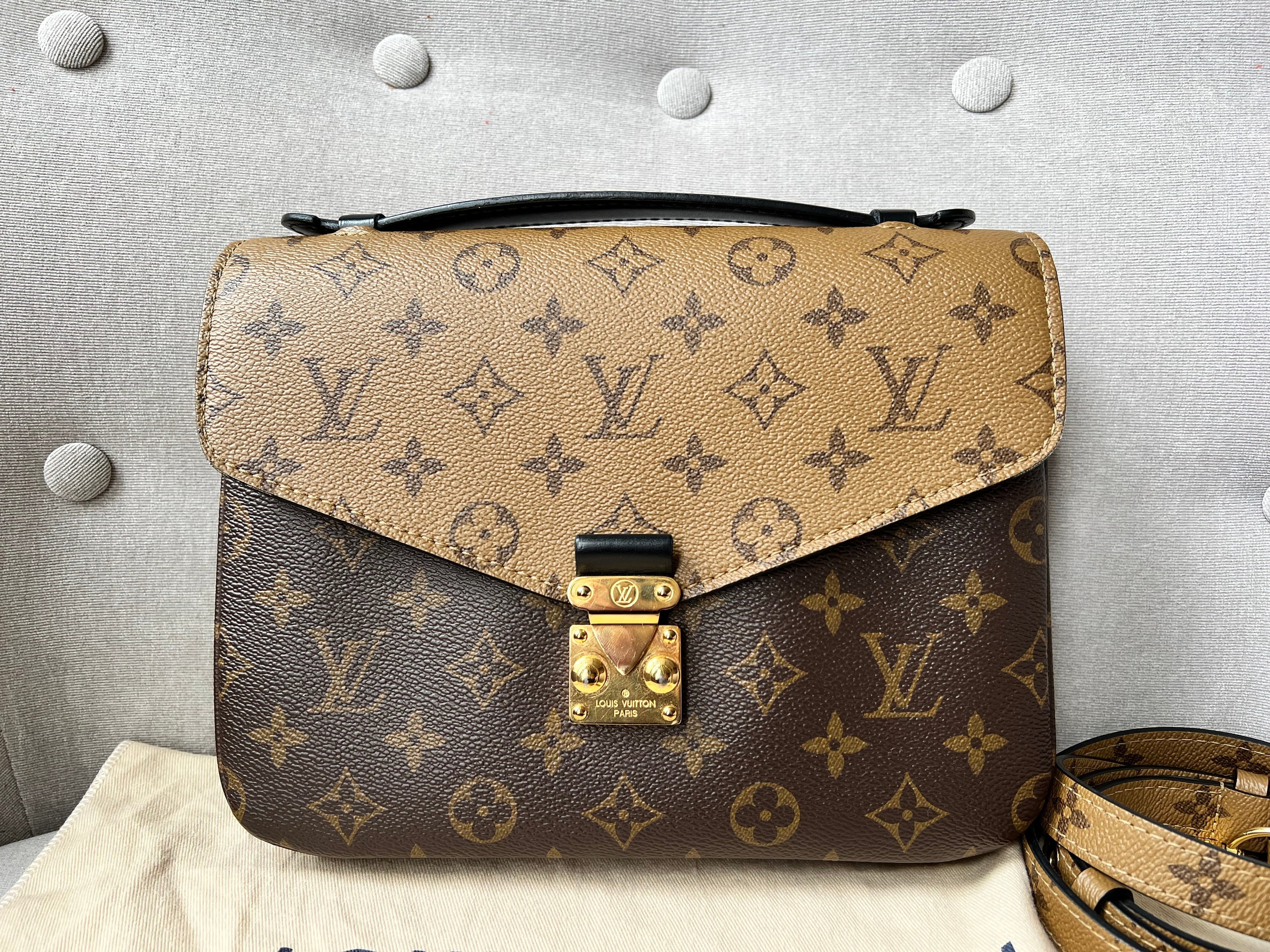 Louis Vuitton Pochette Metis Reverse Monogram (RRP £1,970)