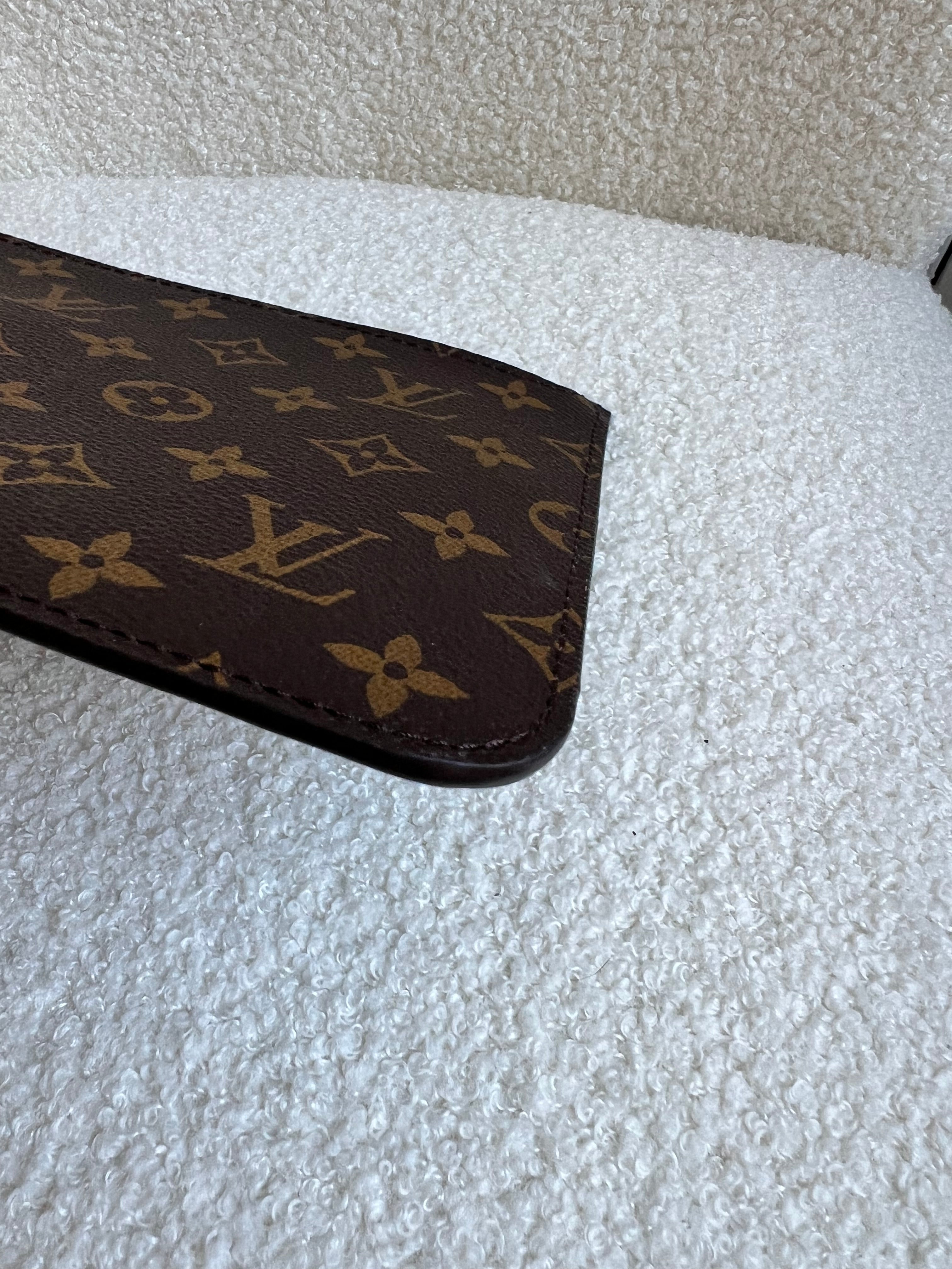Louis Vuitton Pouch (from Neverfull MM) in Monogram