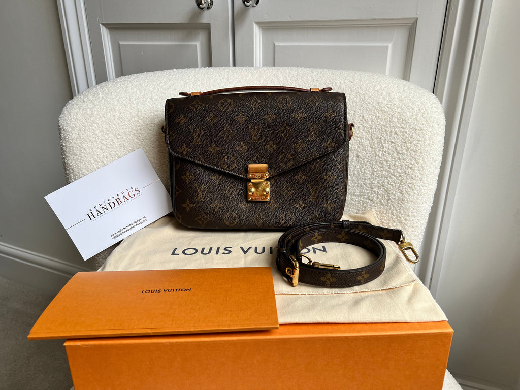 Louis Vuitton Pochette Metis Monogram (RRP £1,970)