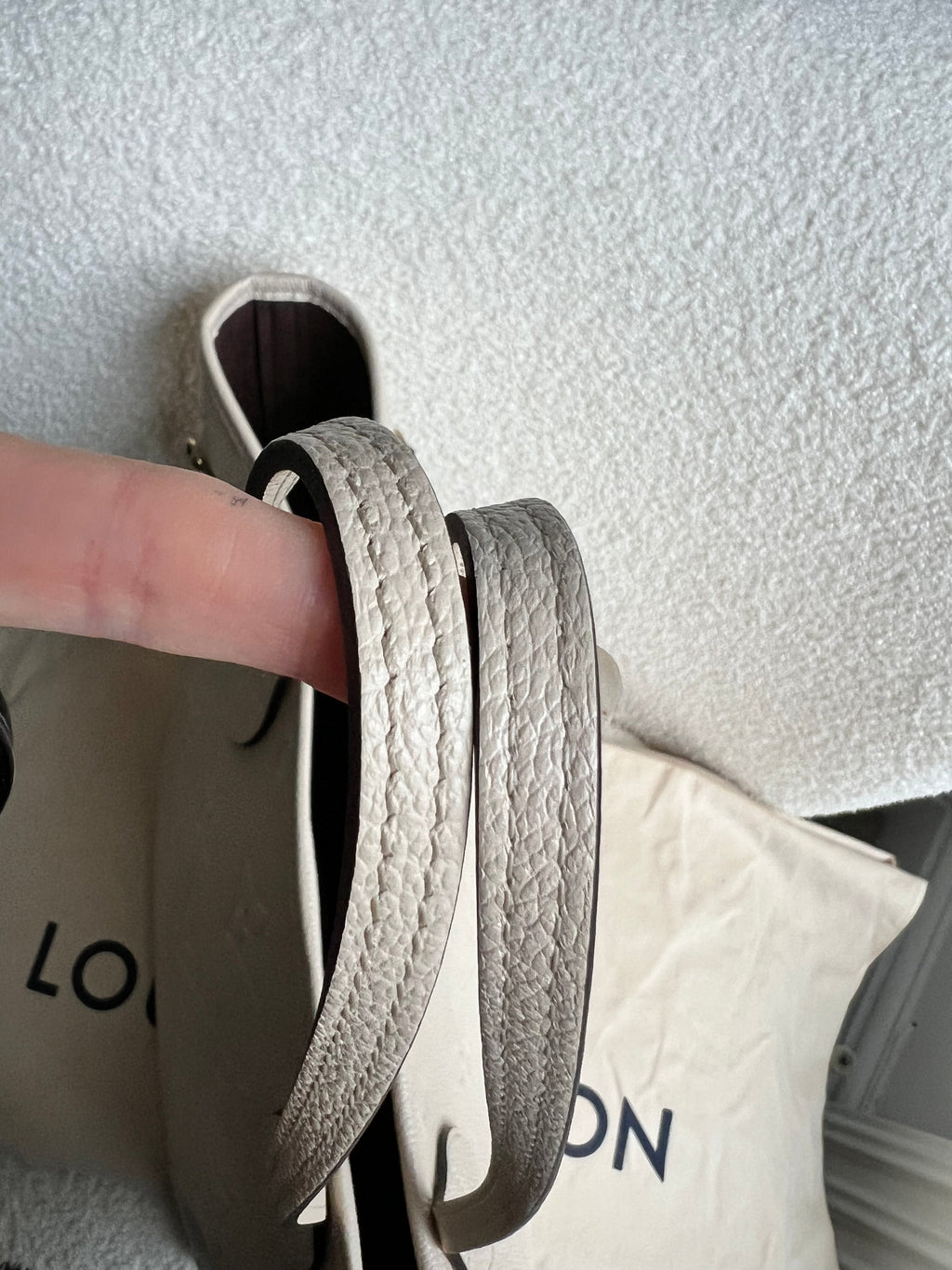 Louis Vuitton Neverfull MM Creme Empreinte (RRP £1,940)