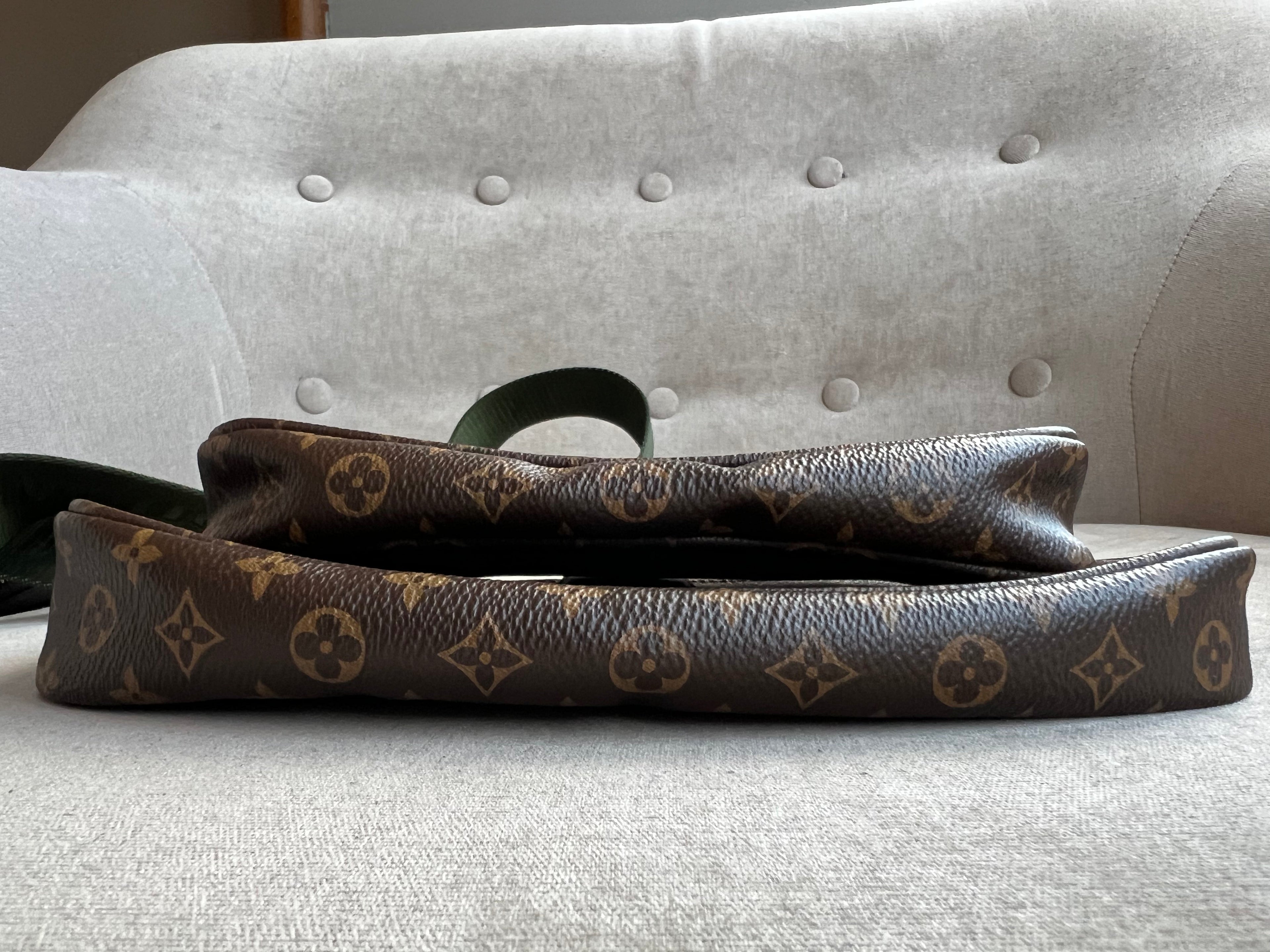 Louis Vuitton Multi Pochette Accessoires Khaki (RRP £1970)