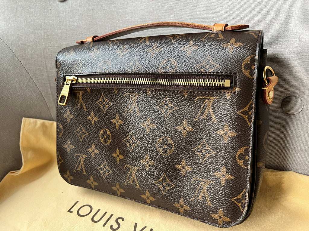 Louis Vuitton Pochette Metis Monogram (RRP £1,970)