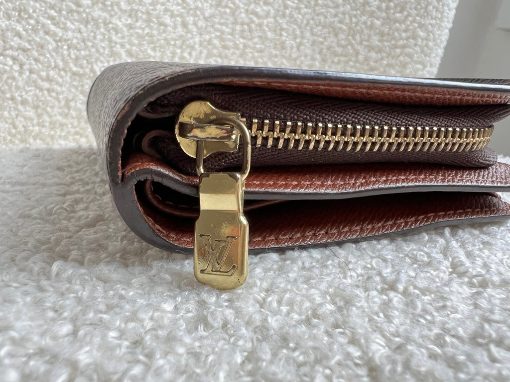 Louis Vuitton Monogram Small Bifold Wallet