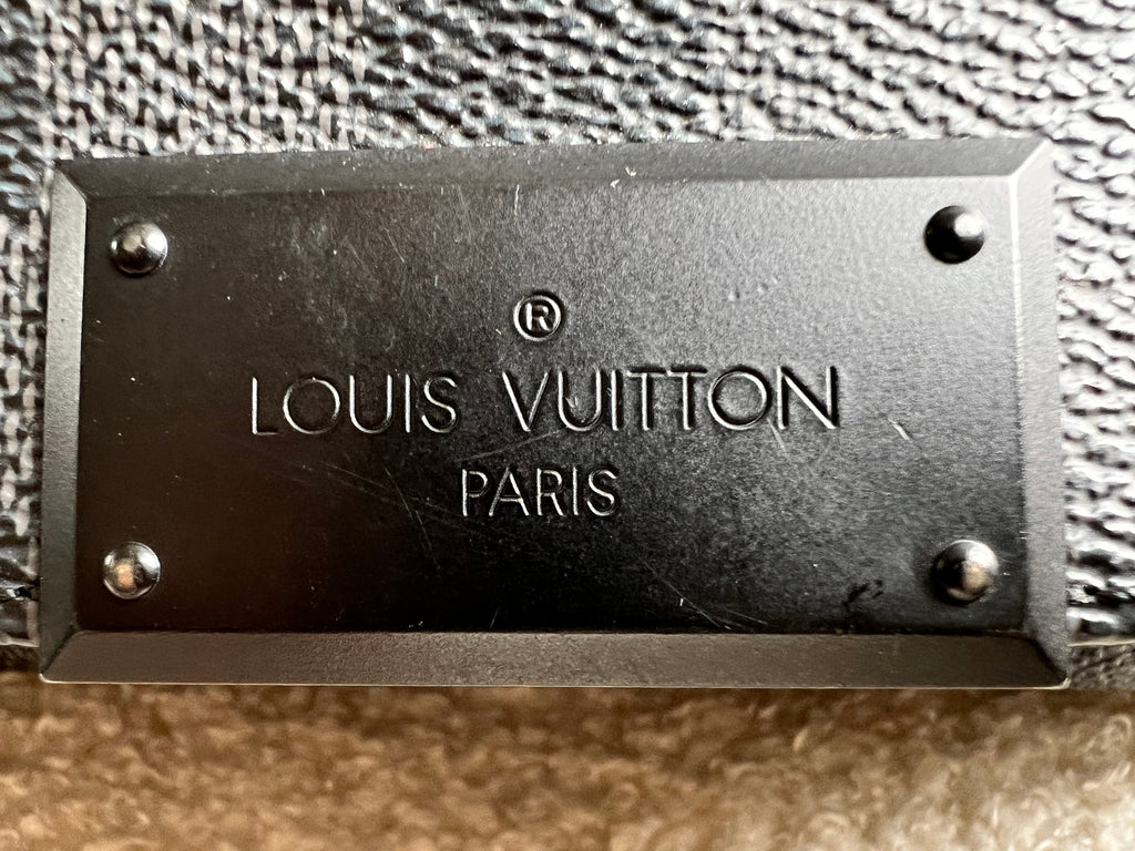 Louis Vuitton PM District Messenger Bag Damier Graphite