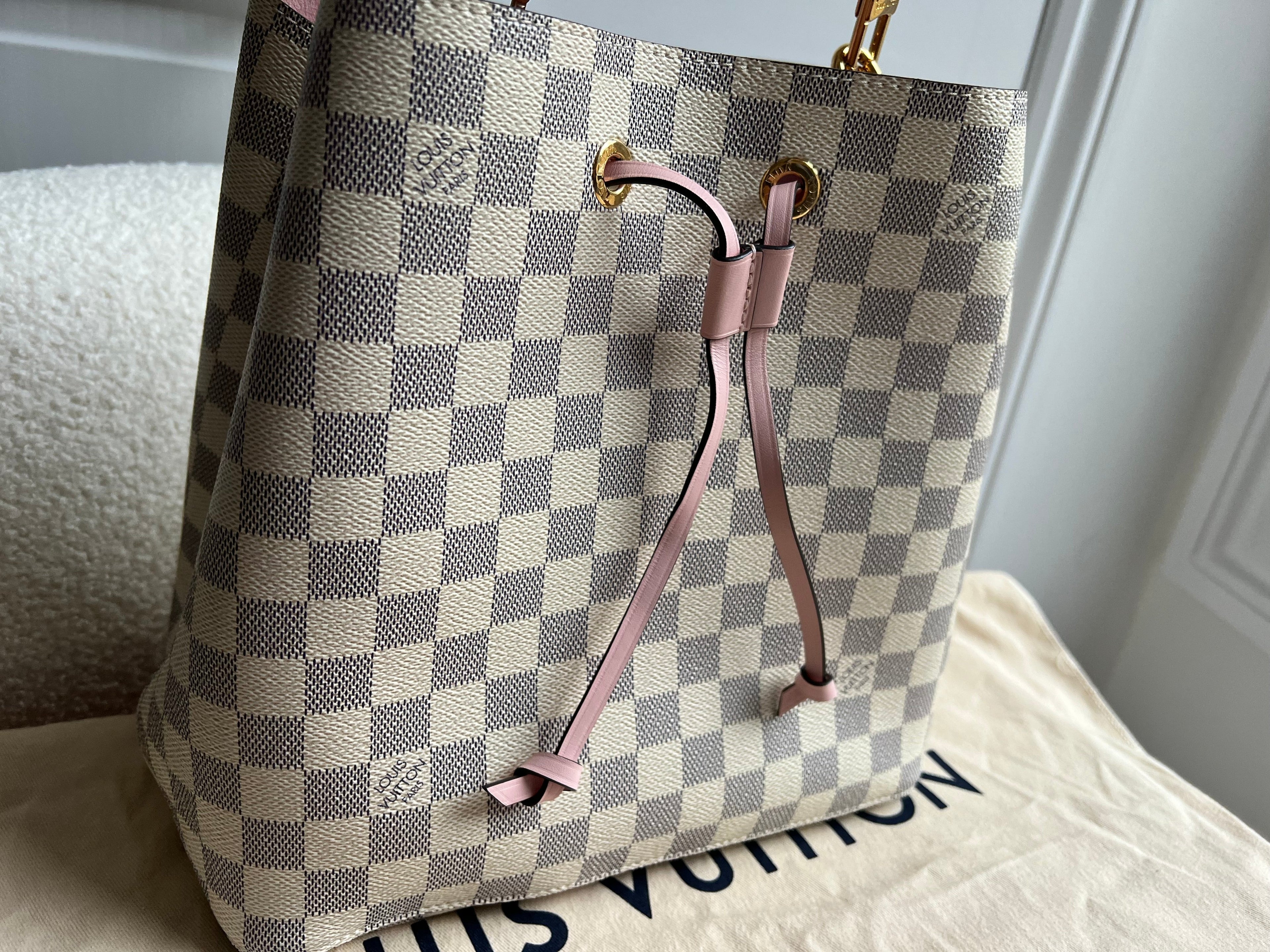 Louis Vuitton Neo Noe Damier Azur Rose Poudre (RRP £1,610)