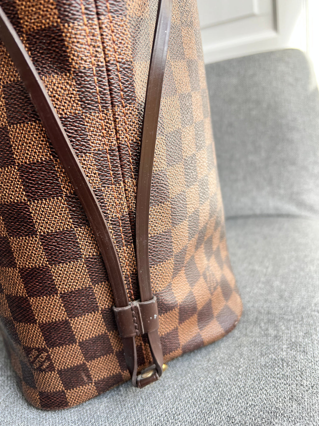 Louis Vuitton Neverfull MM Damier Ebene Cherry Interior (RRP £1,410)