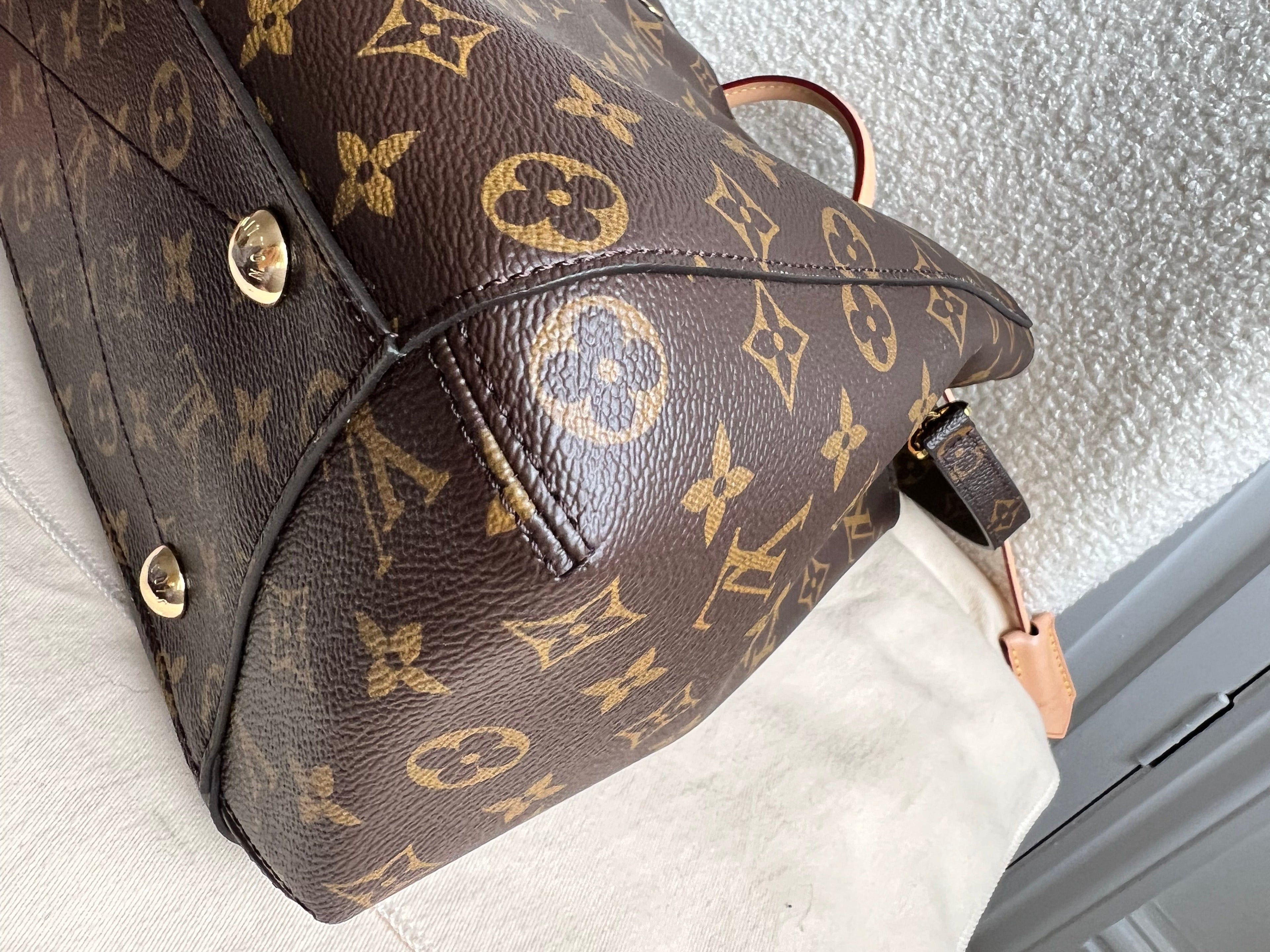 Louis Vuitton Montaigne GM in Monogram Canvas (RRP £2420)