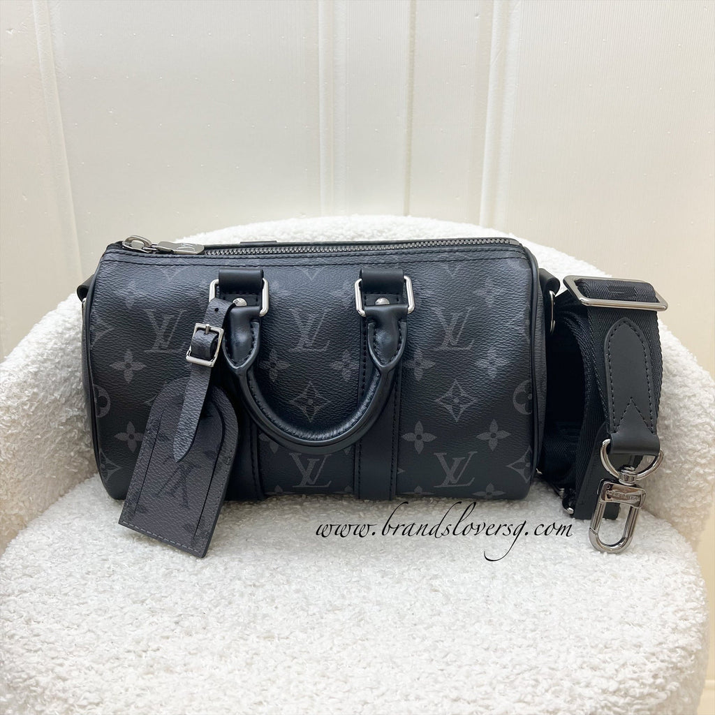 LV Keepall Bandoulière 25 in Monogram Eclipse Reverse Canvas SHW