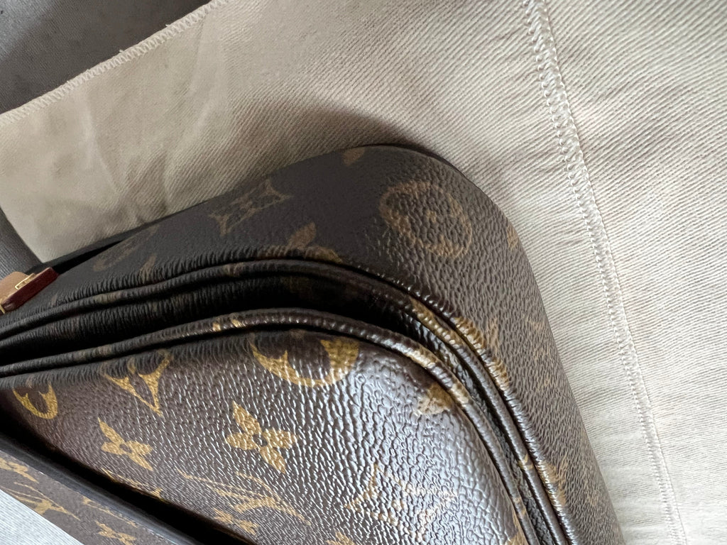 Louis Vuitton Pochette Metis Monogram (RRP £1,970)