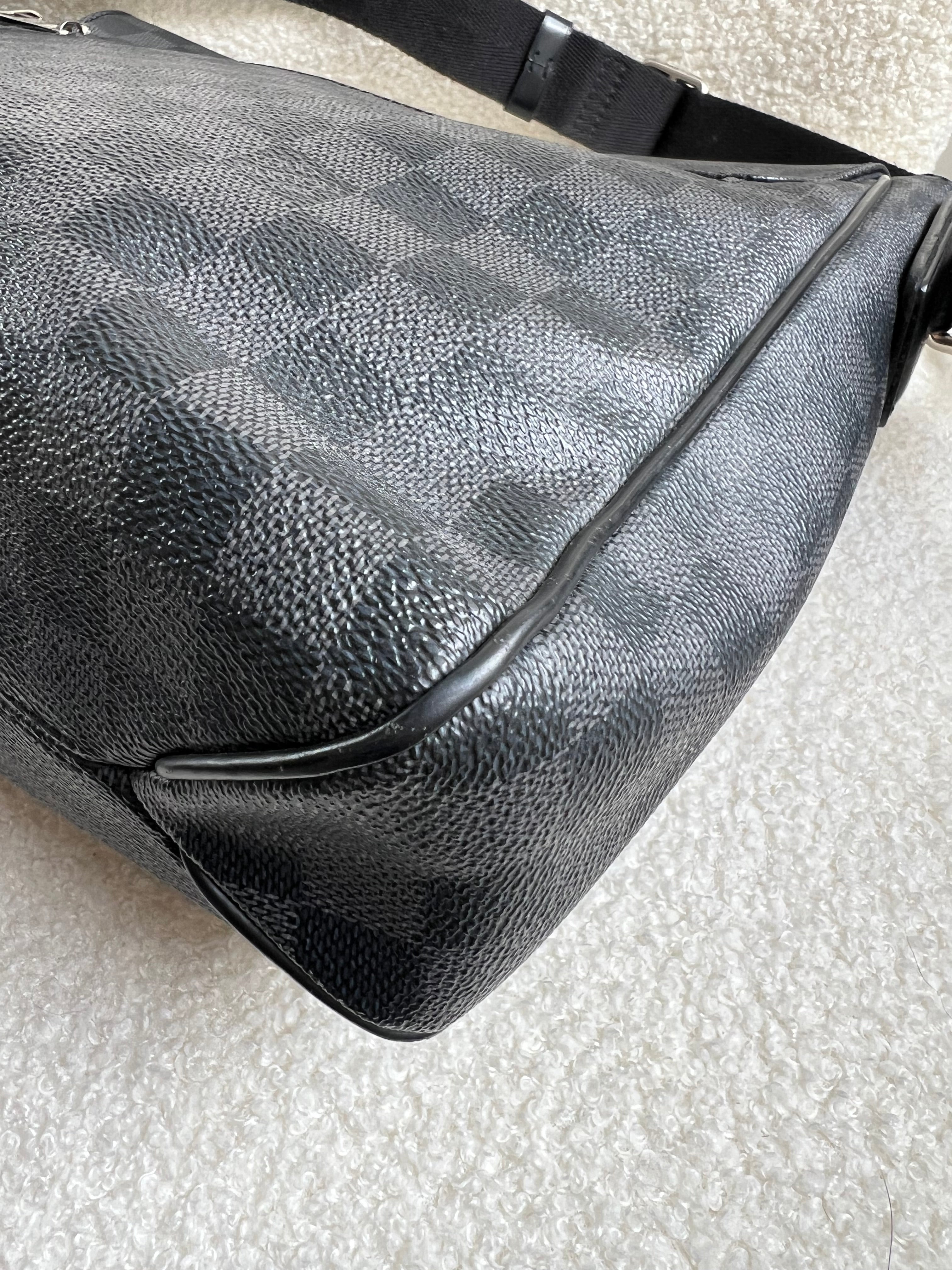 Louis Vuitton PM District Messenger Bag Damier Graphite