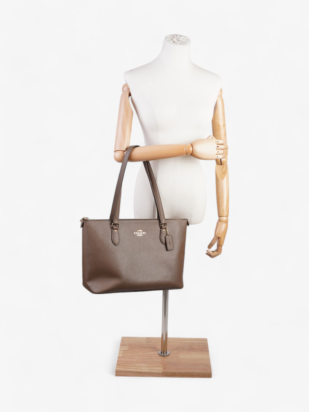 Coach Gallery Tote Light Brown Grained Leather