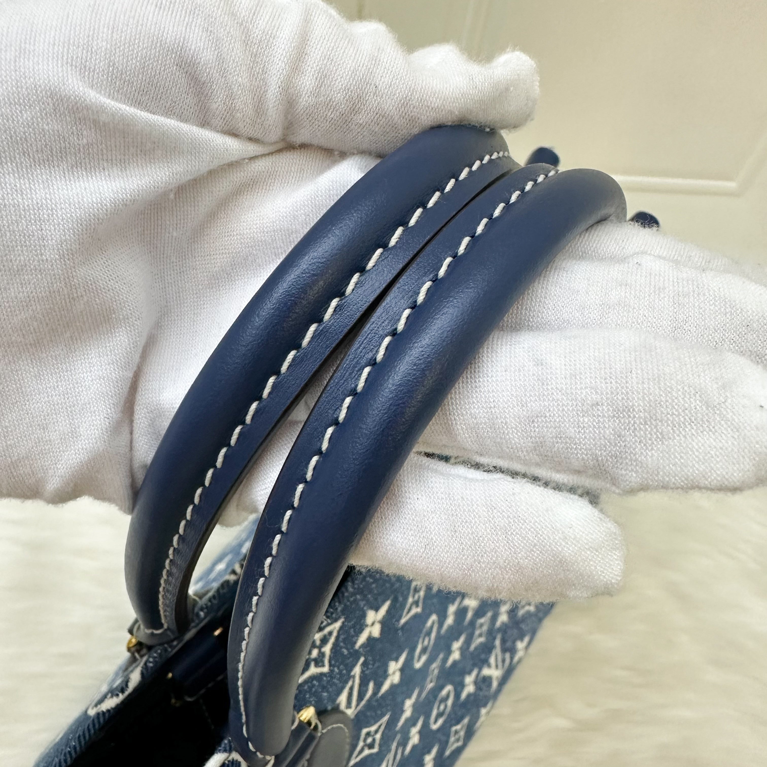LV Onthego MM in Ombre Blue Denim and GHW