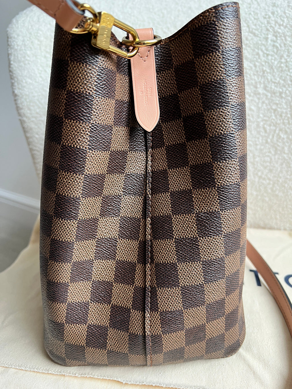 Louis Vuitton Neo Noe Monogram Rose Poudre (RRP £1,560)