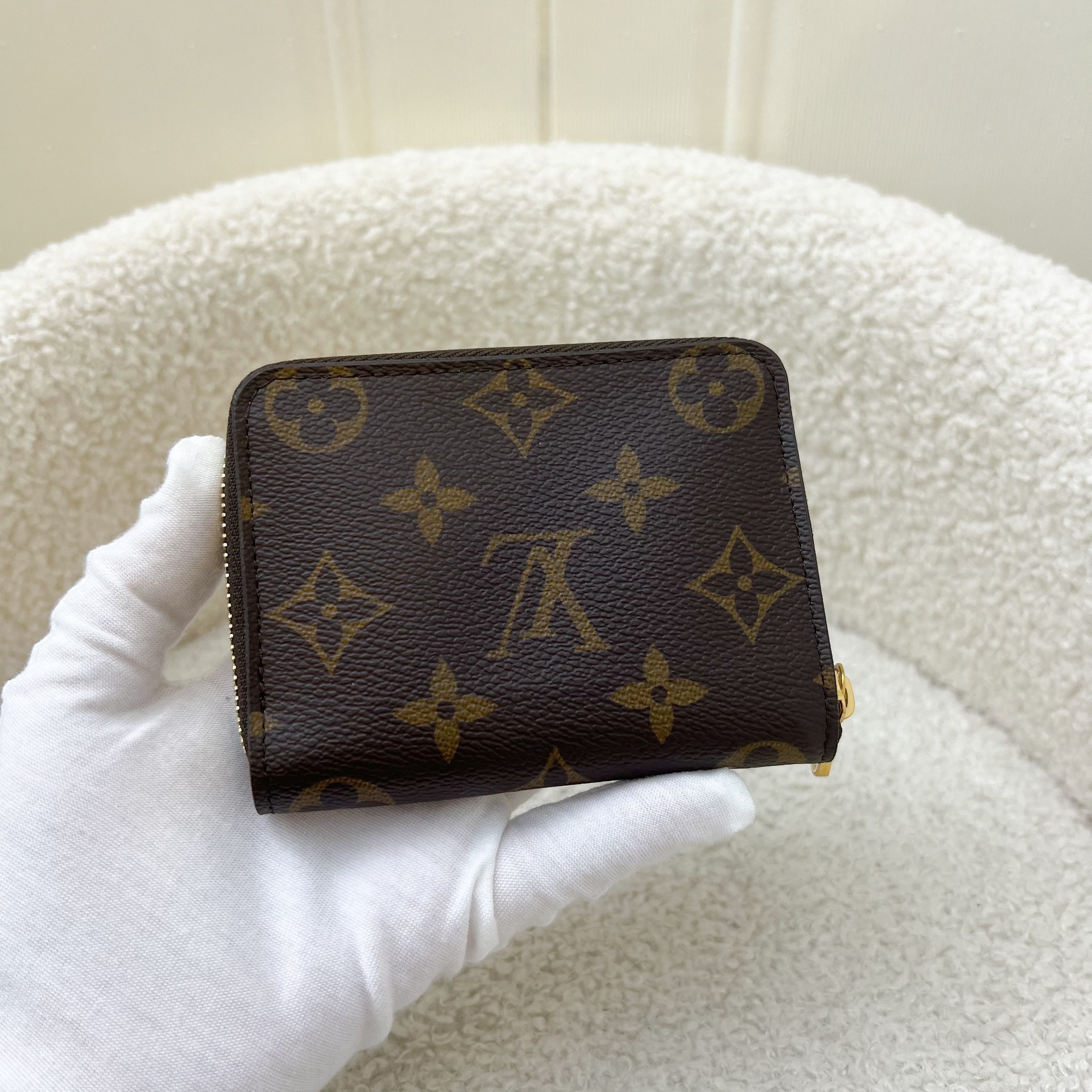 LV Zippy Card Holder / Coin Purse in Monogram Canvas GHW