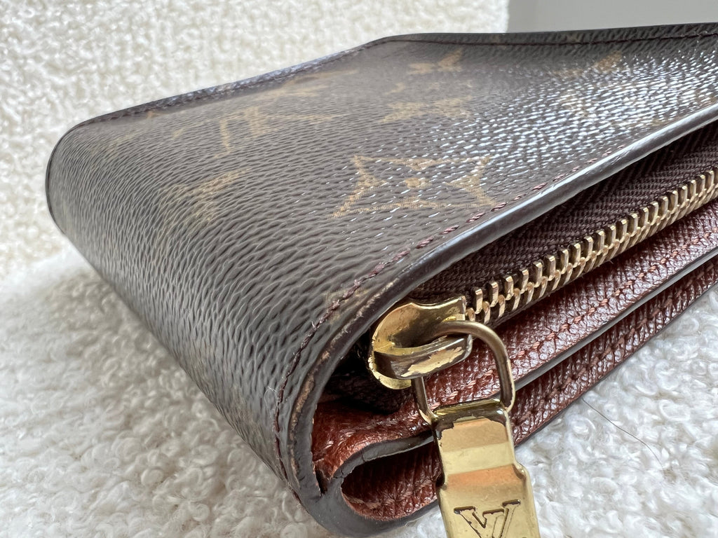Louis Vuitton Monogram Small Bifold Wallet