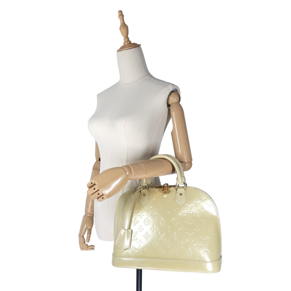 Louis Vuitto Alma PM Monogram Vernis Leather Handbag