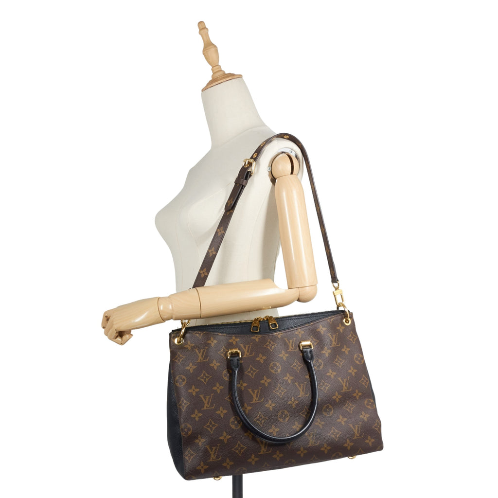 Louis Vuitto Pallas MM Monogram Canvas Bag