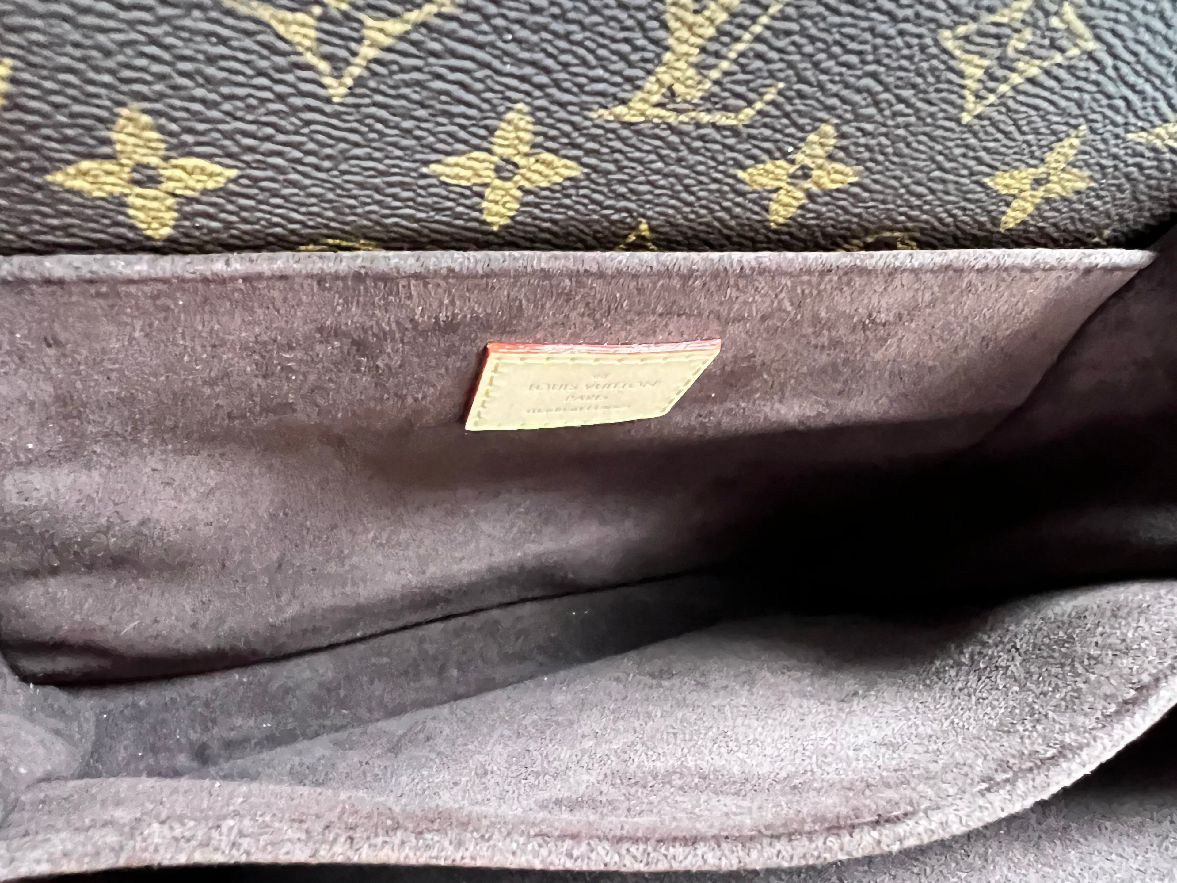 Louis Vuitton Pochette Metis Monogram (RRP £1,970)