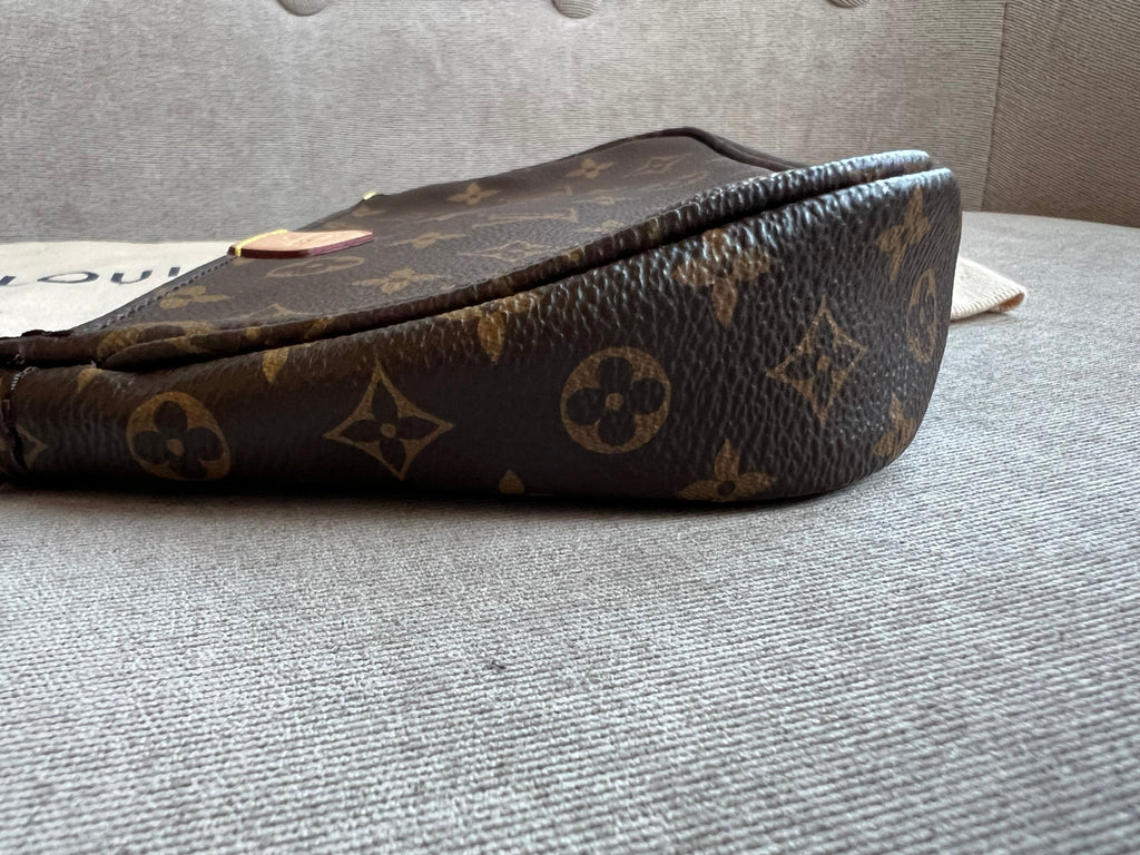 Louis Vuitton Multi Pochette Accessoires Khaki (RRP £1970)