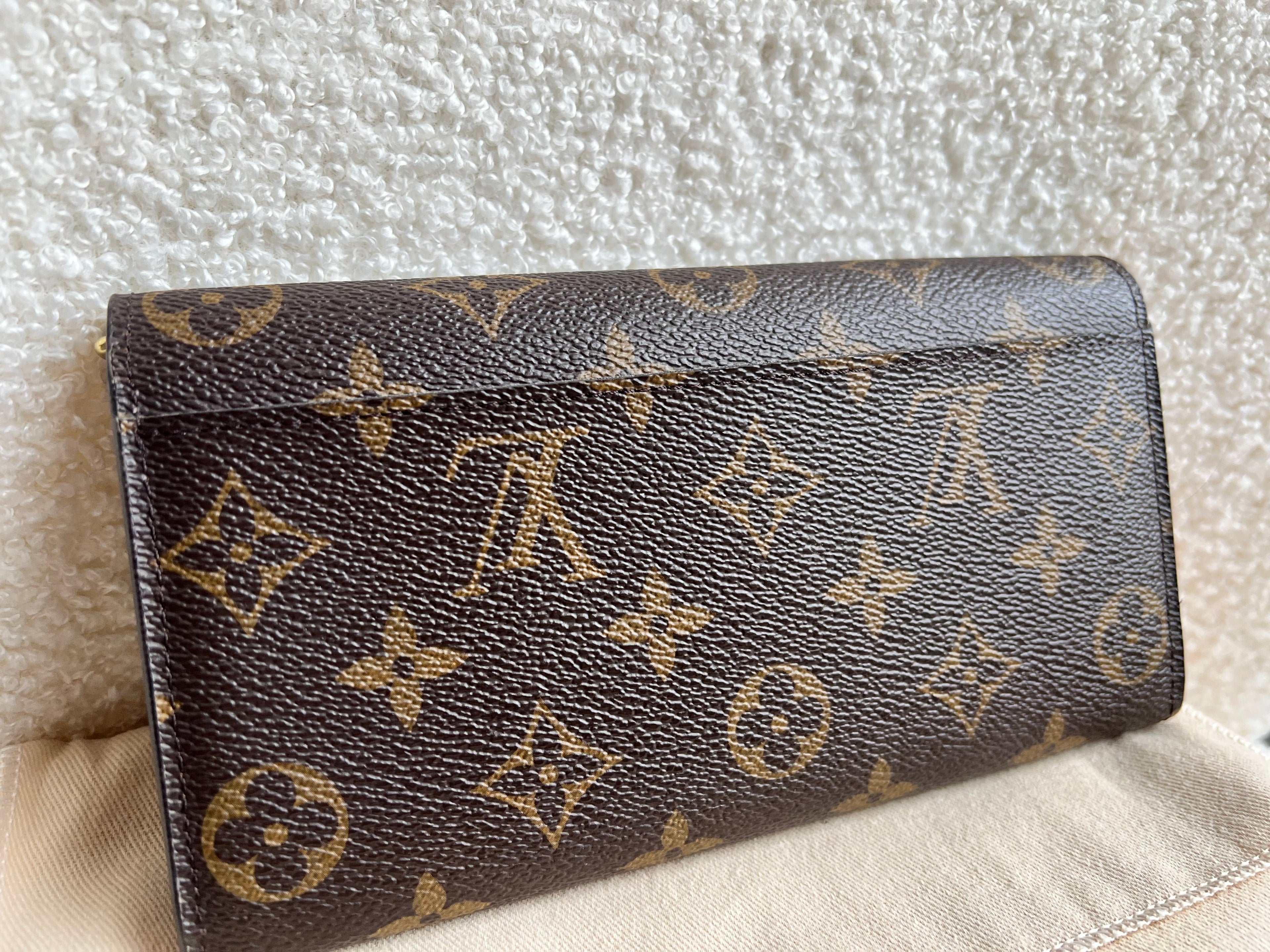 Louis Vuitton Sarah Wallet in Monogram and Brown  (RRP £485)