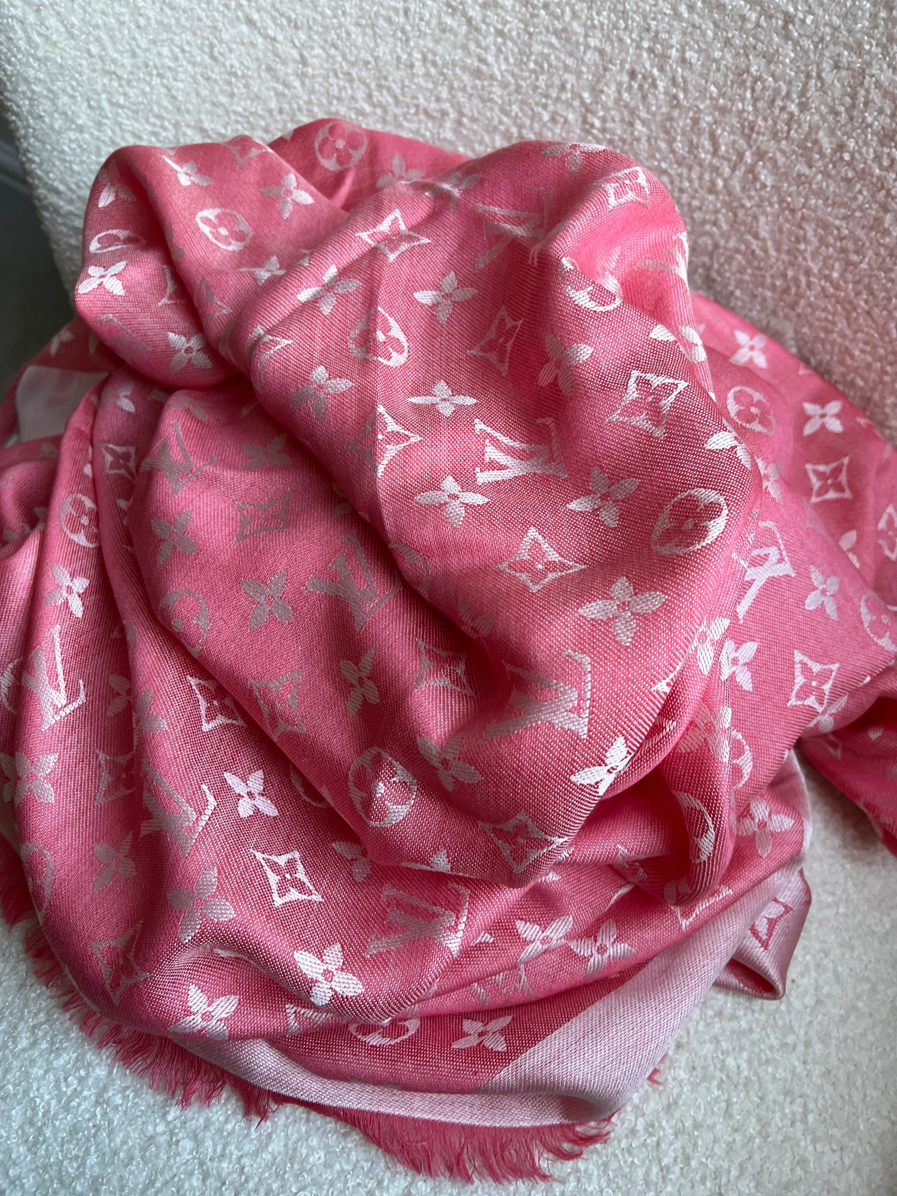 Louis Vuitton Pink Monogram Shawl (RRP £450)