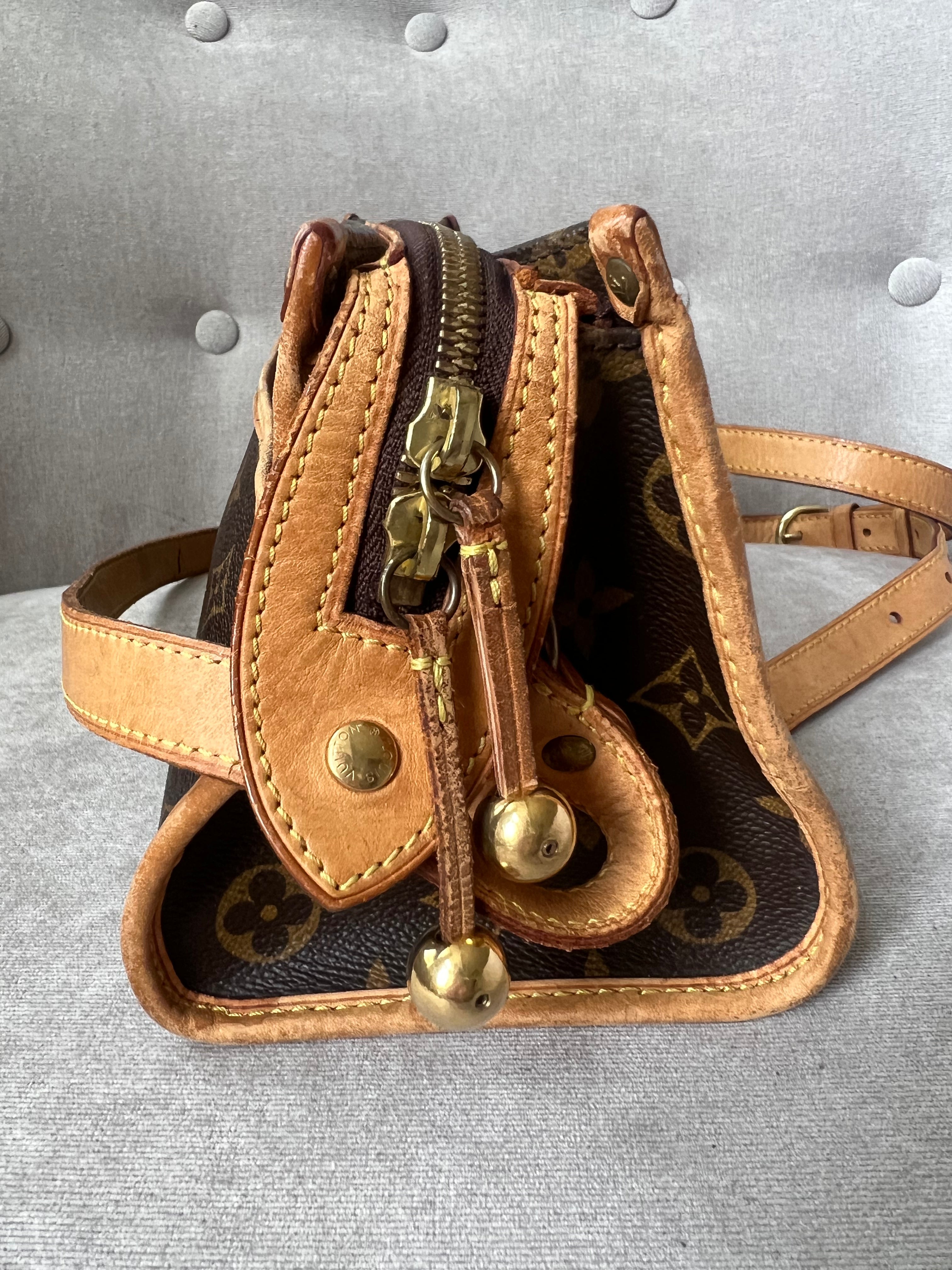 Louis Vuitton Popincourt with long strap in Monogram