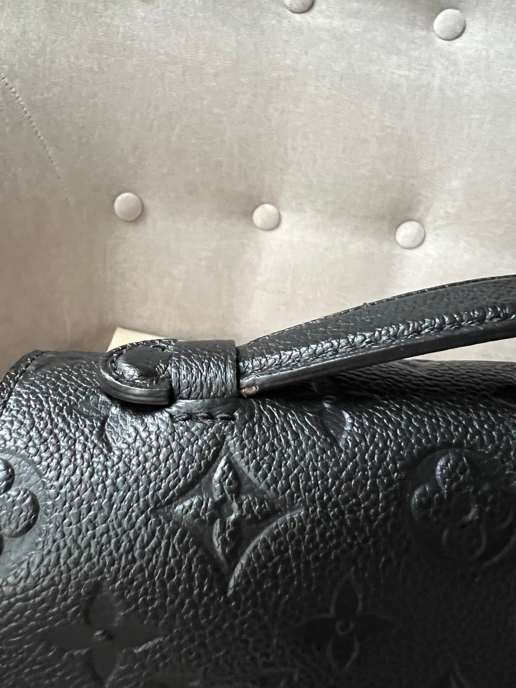 Louis Vuitton Pochette Metis Black Empreinte (RRP £2,110)