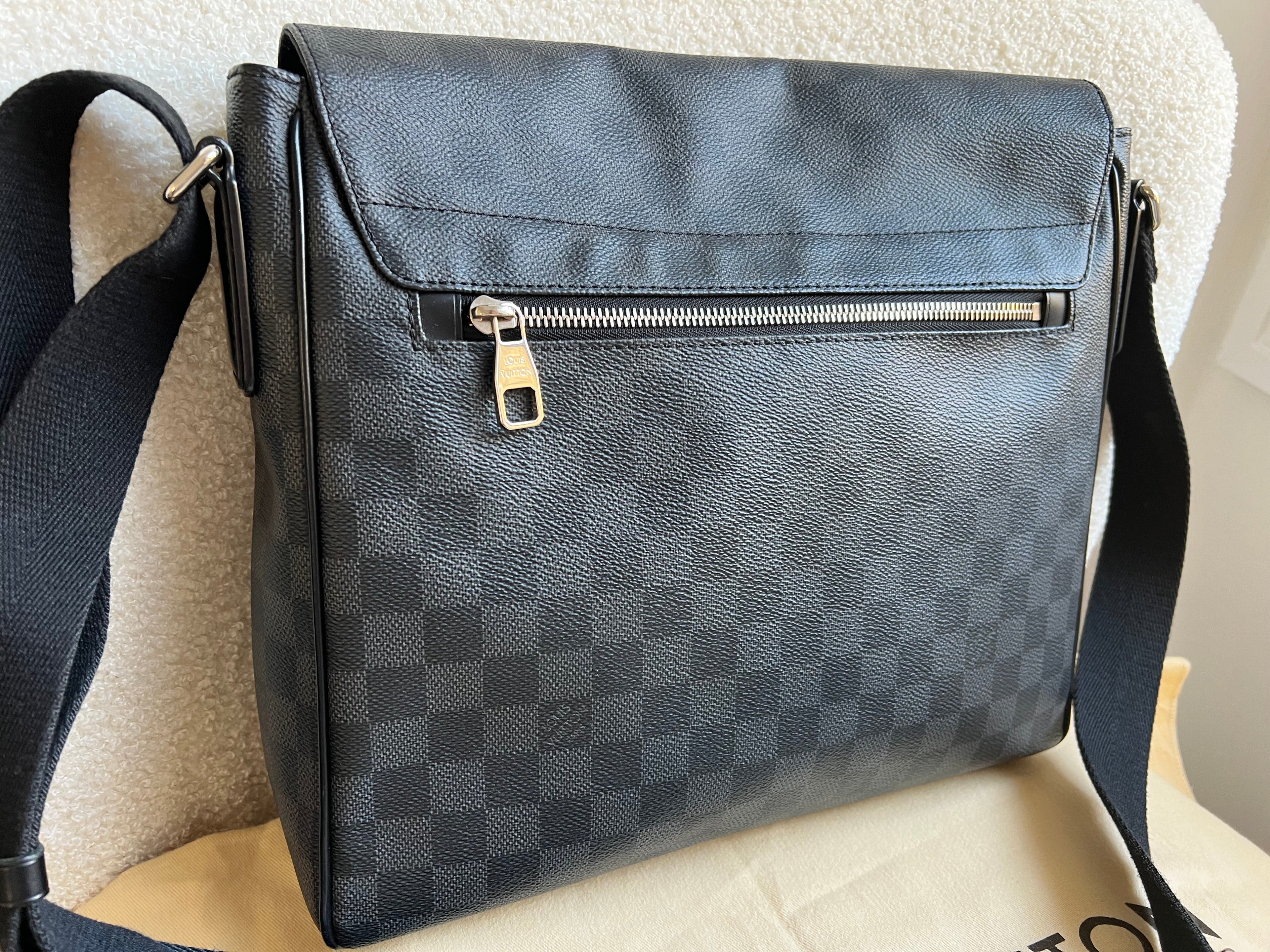 Louis Vuitton PM District Messenger Bag Damier Graphite