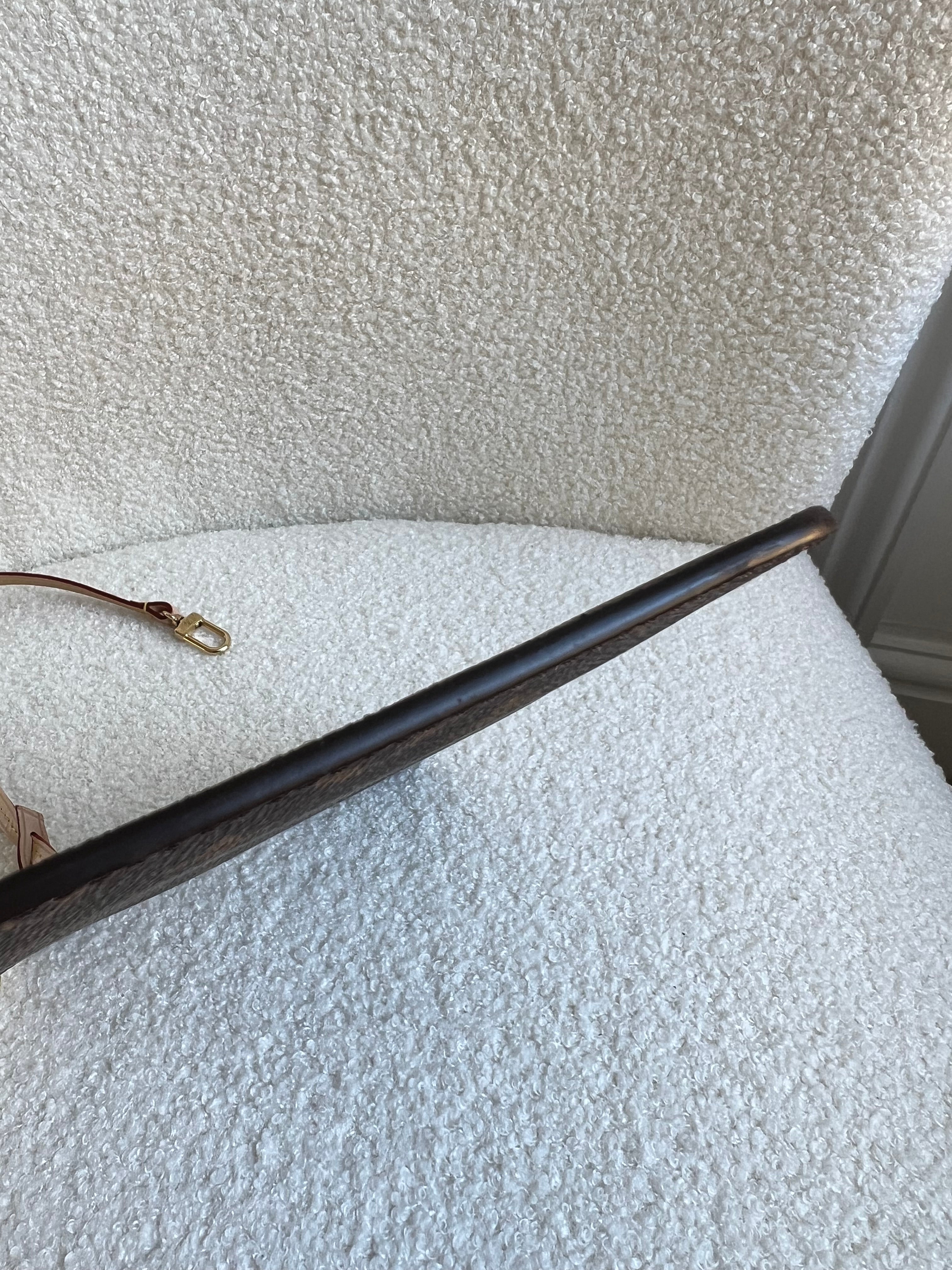 Louis Vuitton Pouch (from Neverfull MM) in Monogram