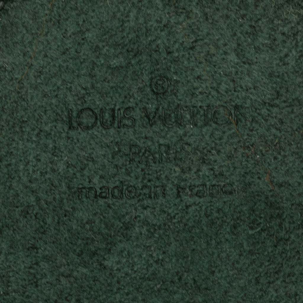 Green Louis Vuitton Taiga Etui Pen Case