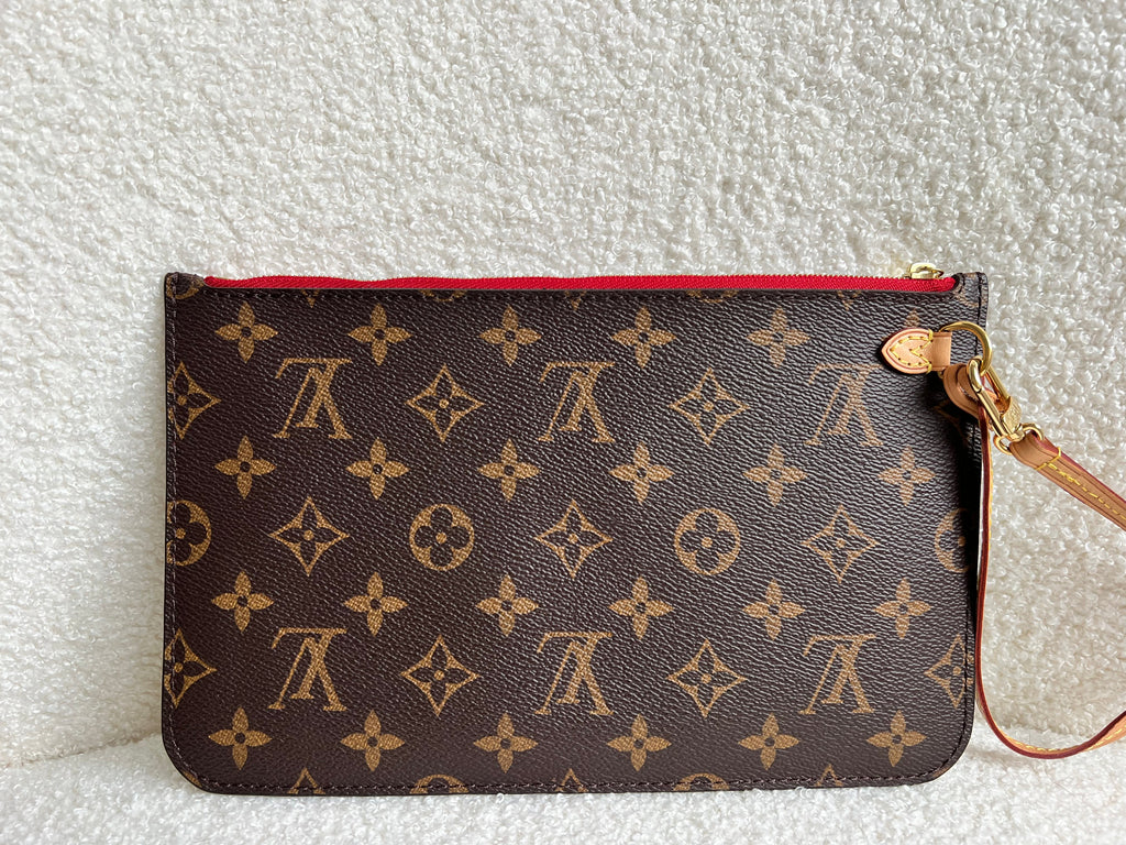 Louis Vuitton Pouch (from Neverfull MM) in Monogram