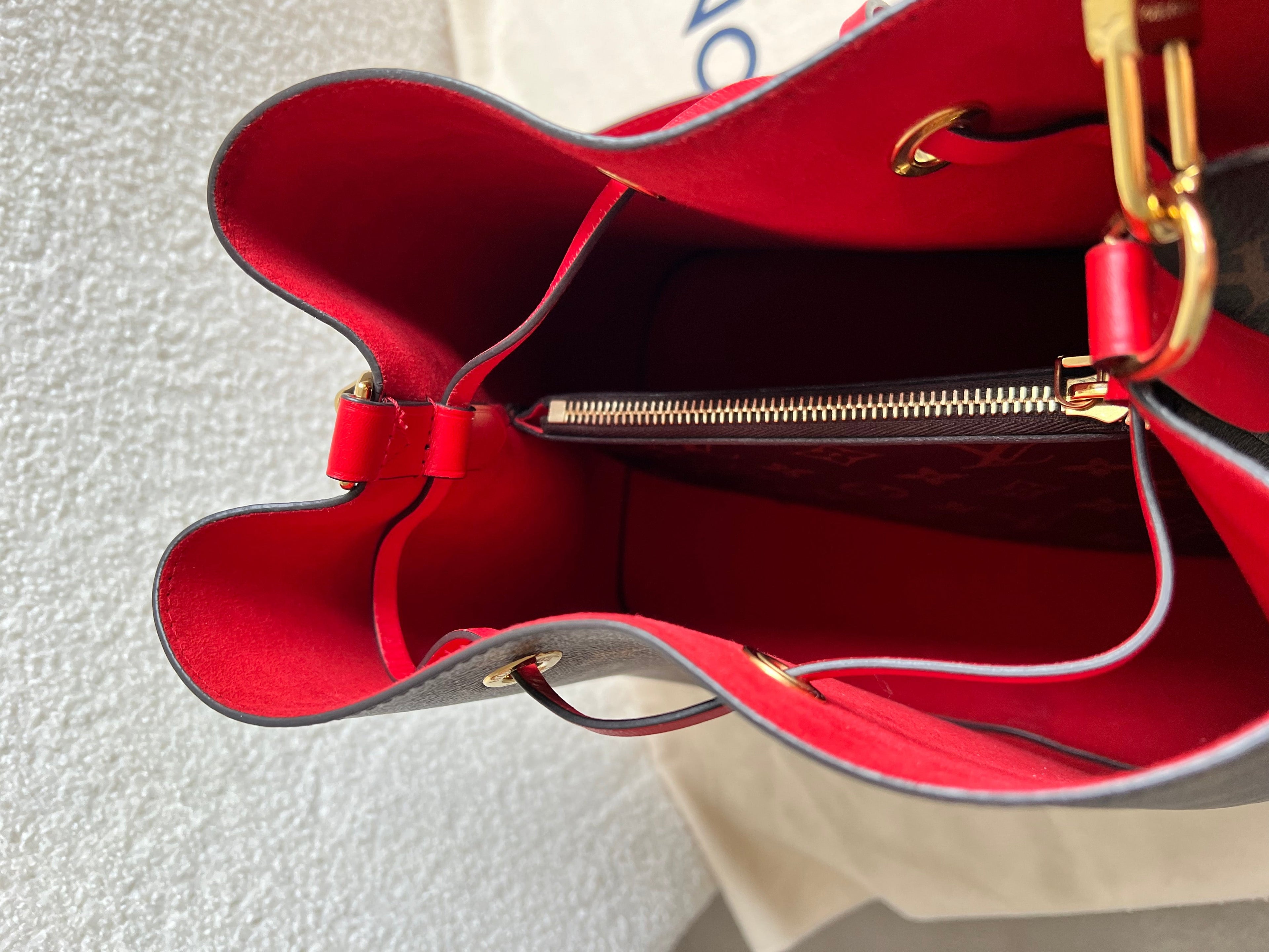 Louis Vuitton Neo Noe Monogram (RRP £1,560)