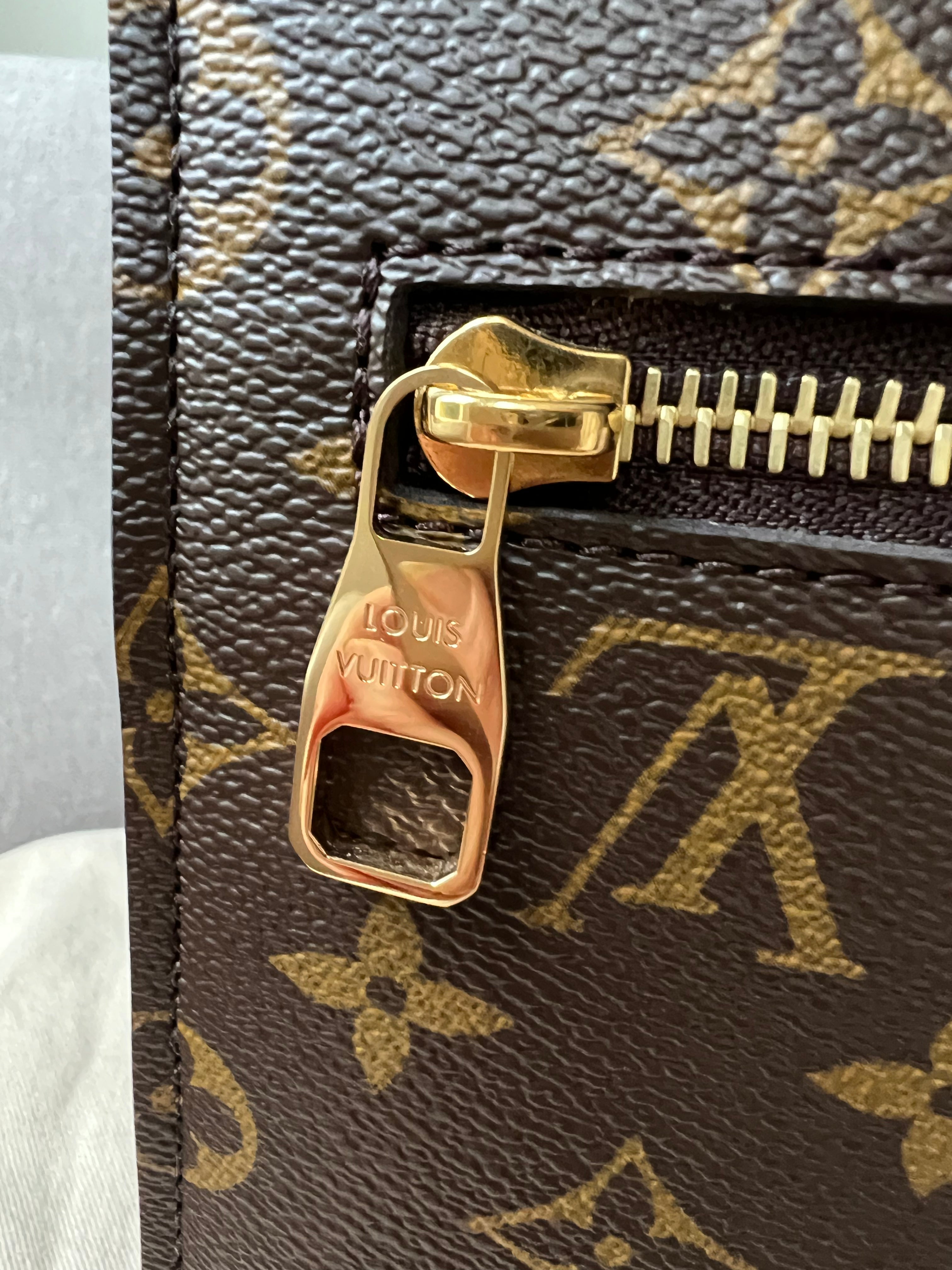 Louis Vuitton Pochette Metis Monogram (RRP £1,970)