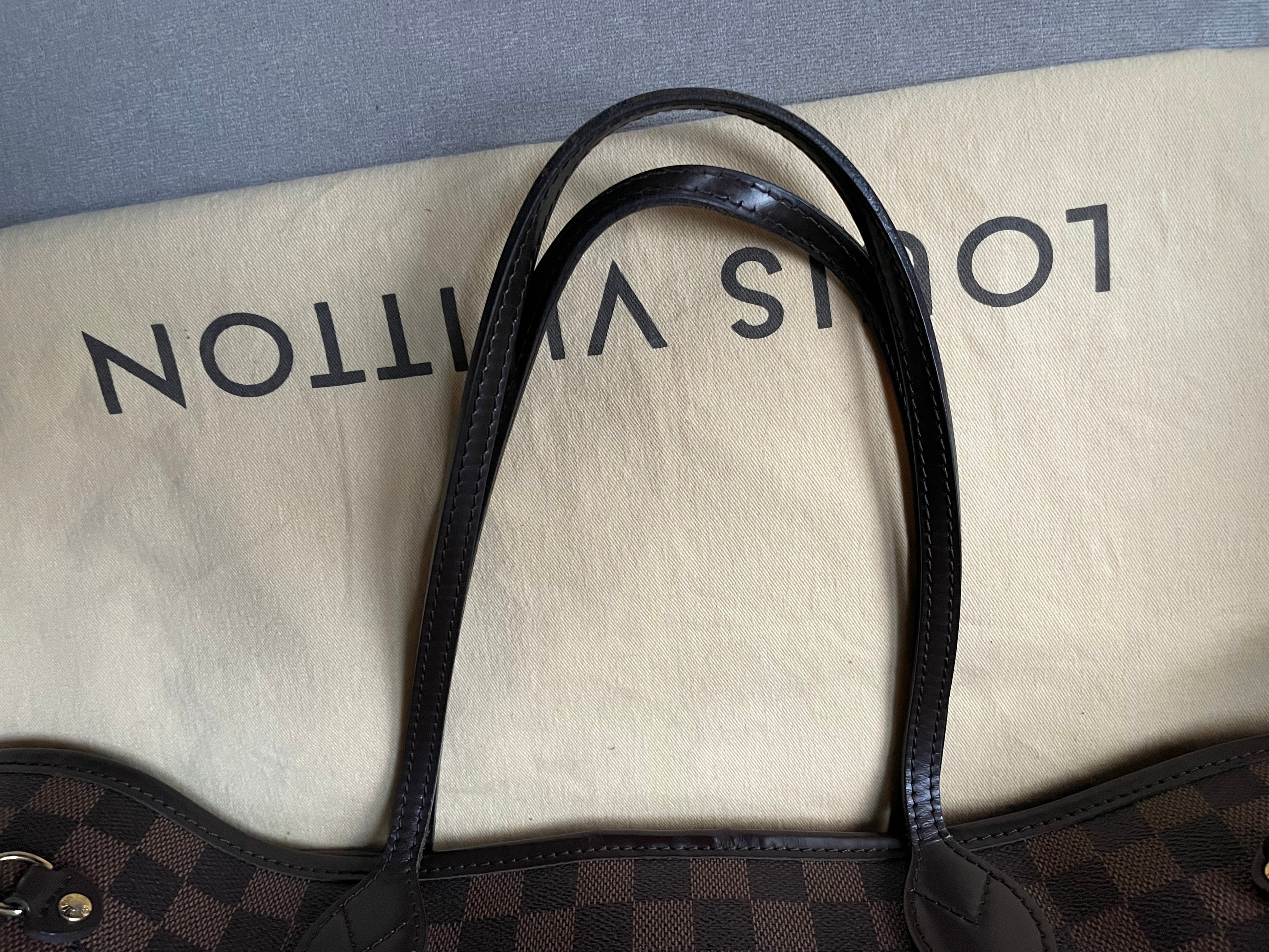 Louis Vuitton Neverfull MM Damier Ebene Cherry Interior (RRP £1,410)
