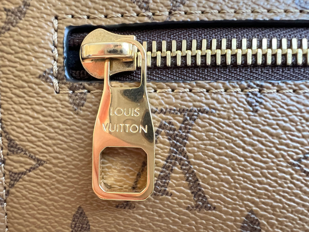 Louis Vuitton Pochette Metis Reverse Monogram (RRP £1,970)