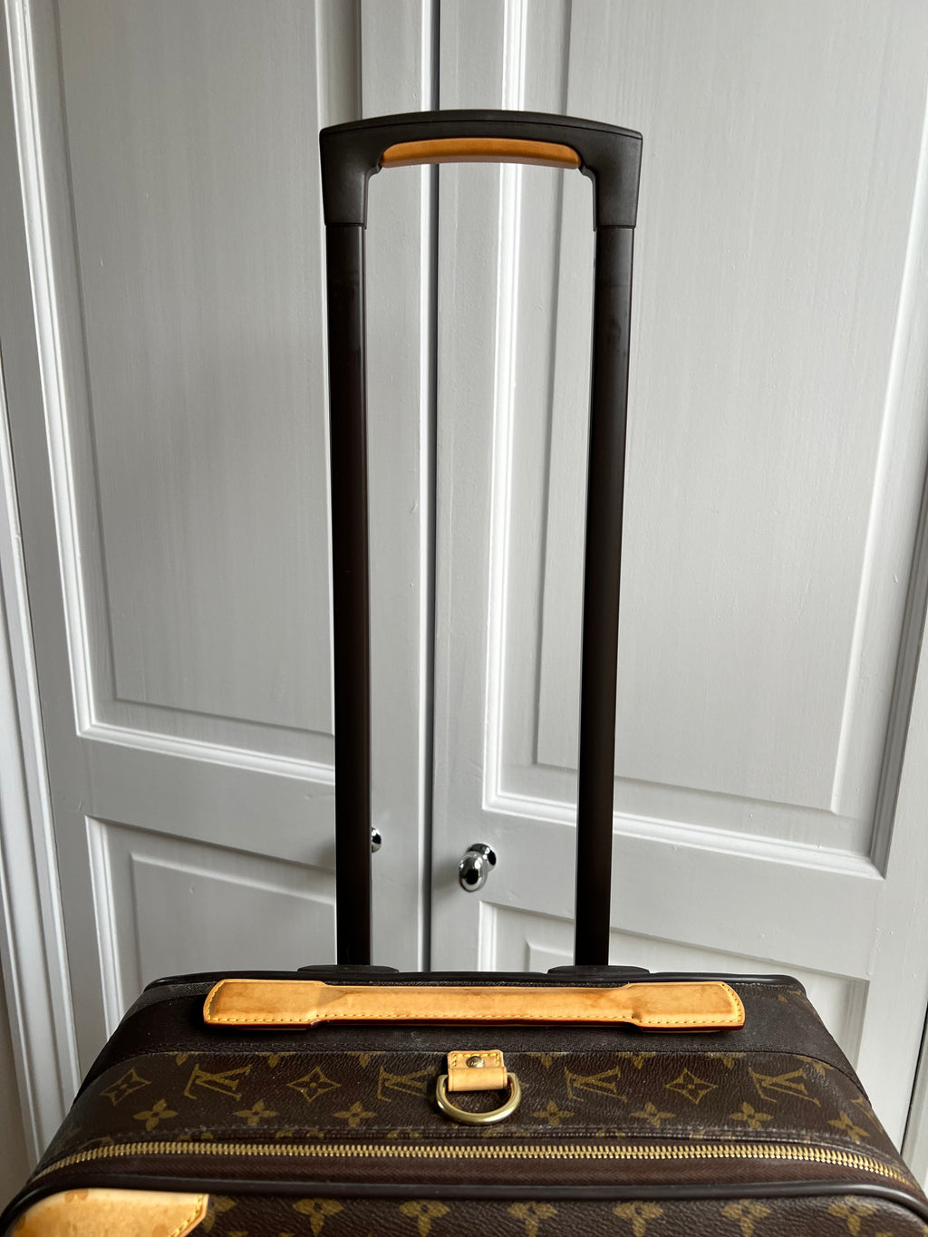 Louis Vuitton Pegase 55 Suitcase Monogram (RRP £2,250)