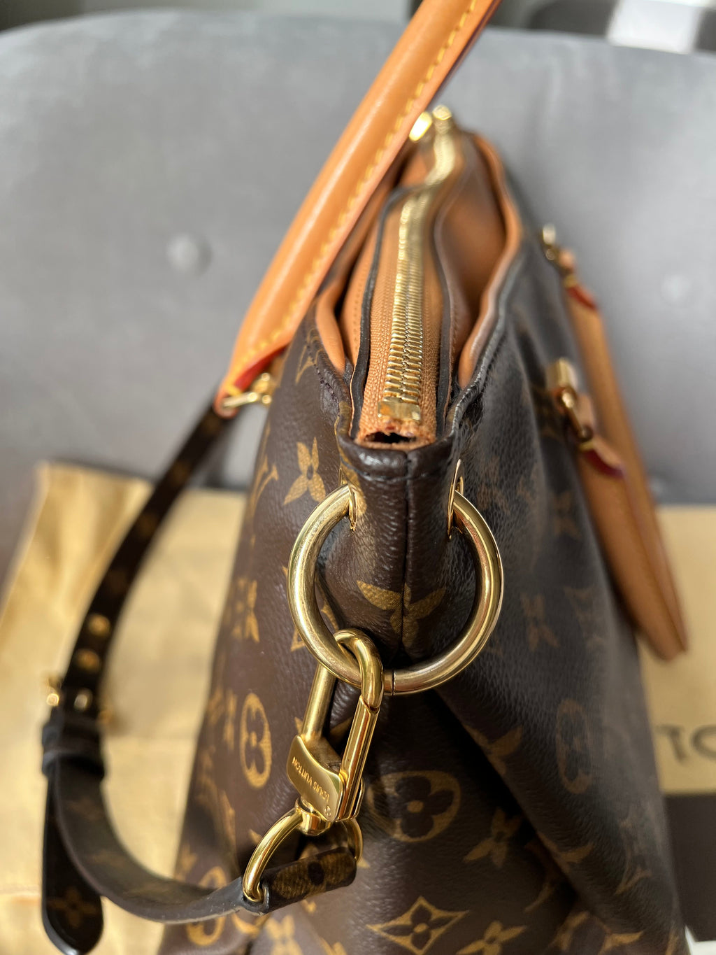 Louis Vuitton Pallas Tote in Monogram (RRP £1960)