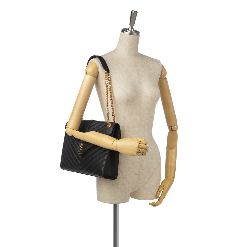 Yves Saint Laurent Matelasse Envelope Medium Black Grained Leather